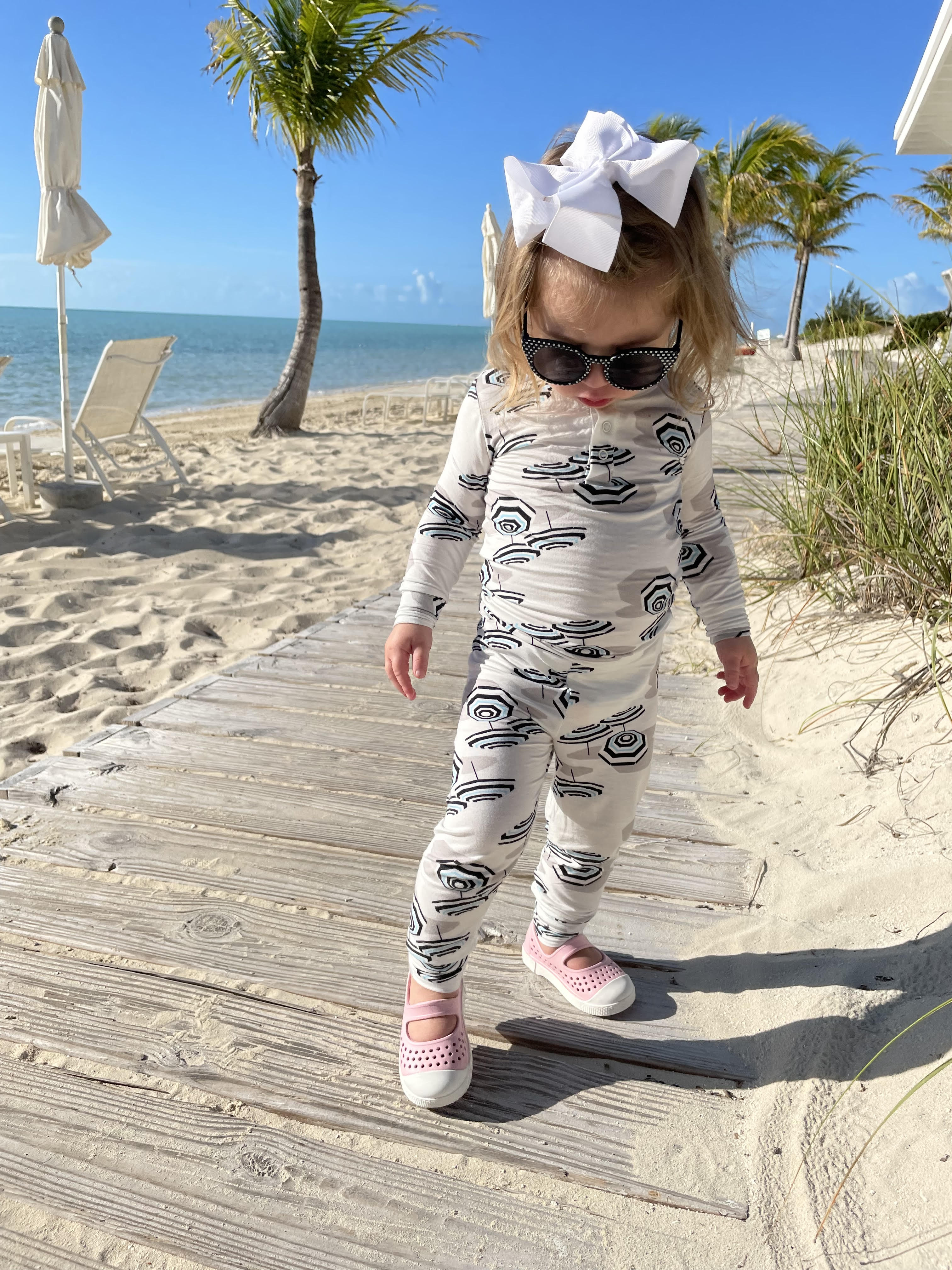 Amalfi Coast Beach Umbrella Black And White Two-piece Set