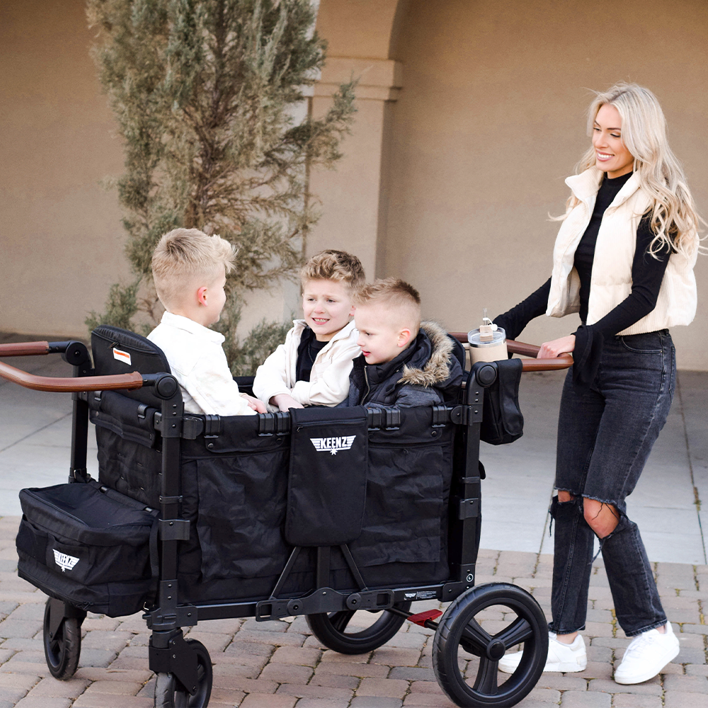 Keenz Vyo͞o The Seating Chameleon Stroller Wagon 4-passengers
