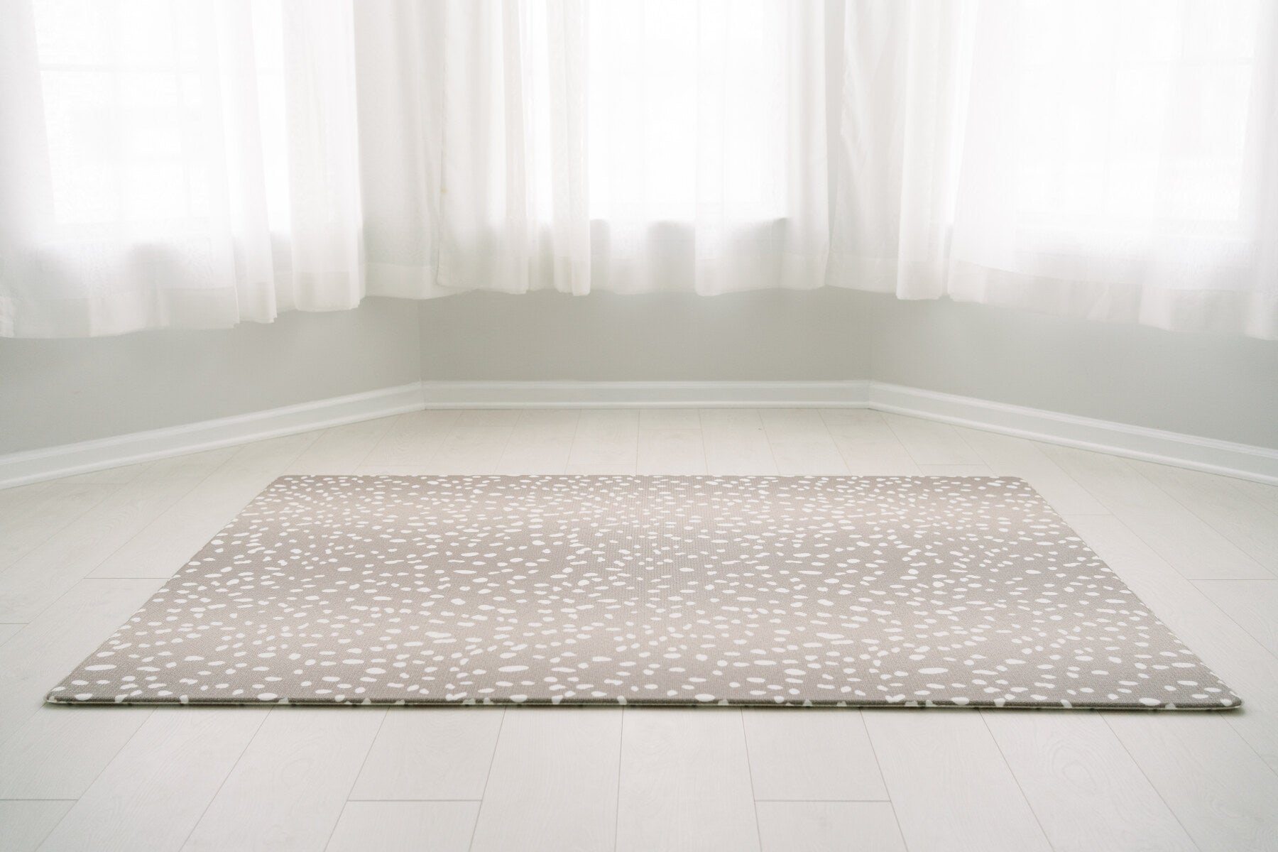 Antelope + Stripe - Greige