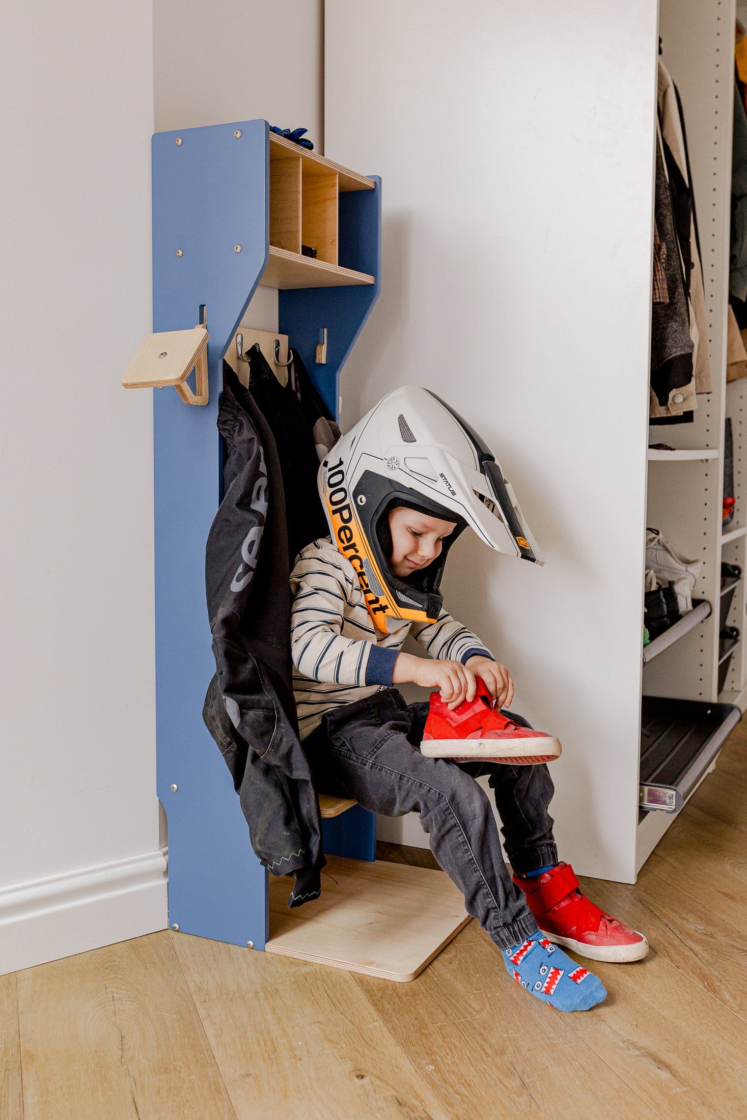 Children's Outwear Organizer – Sturdy Wood Frame Wardrobe