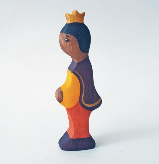 Waldorf Wooden Prince And Princess Figures- 2 Pieces