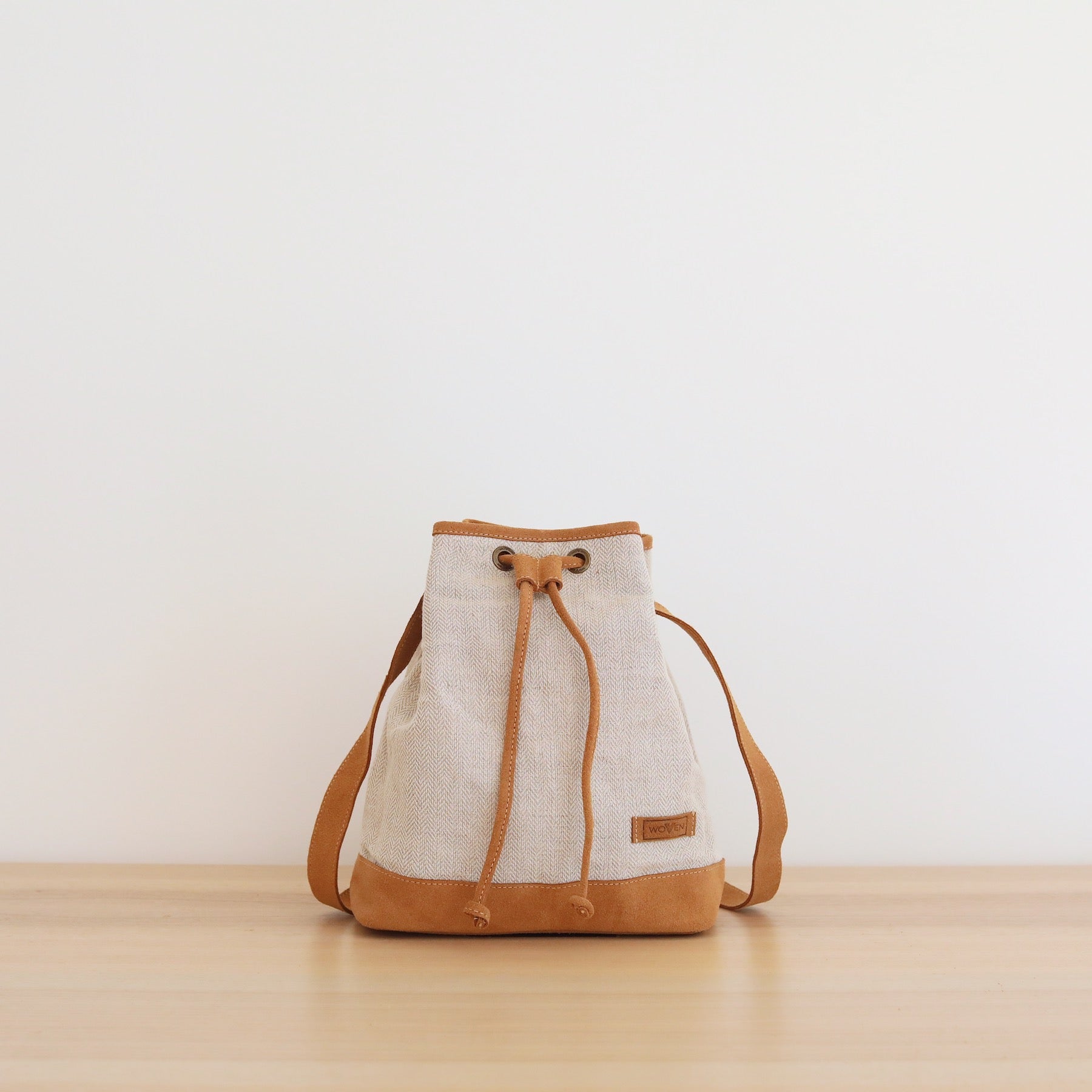 Woven Drawstring Bucket Bag - Beige
