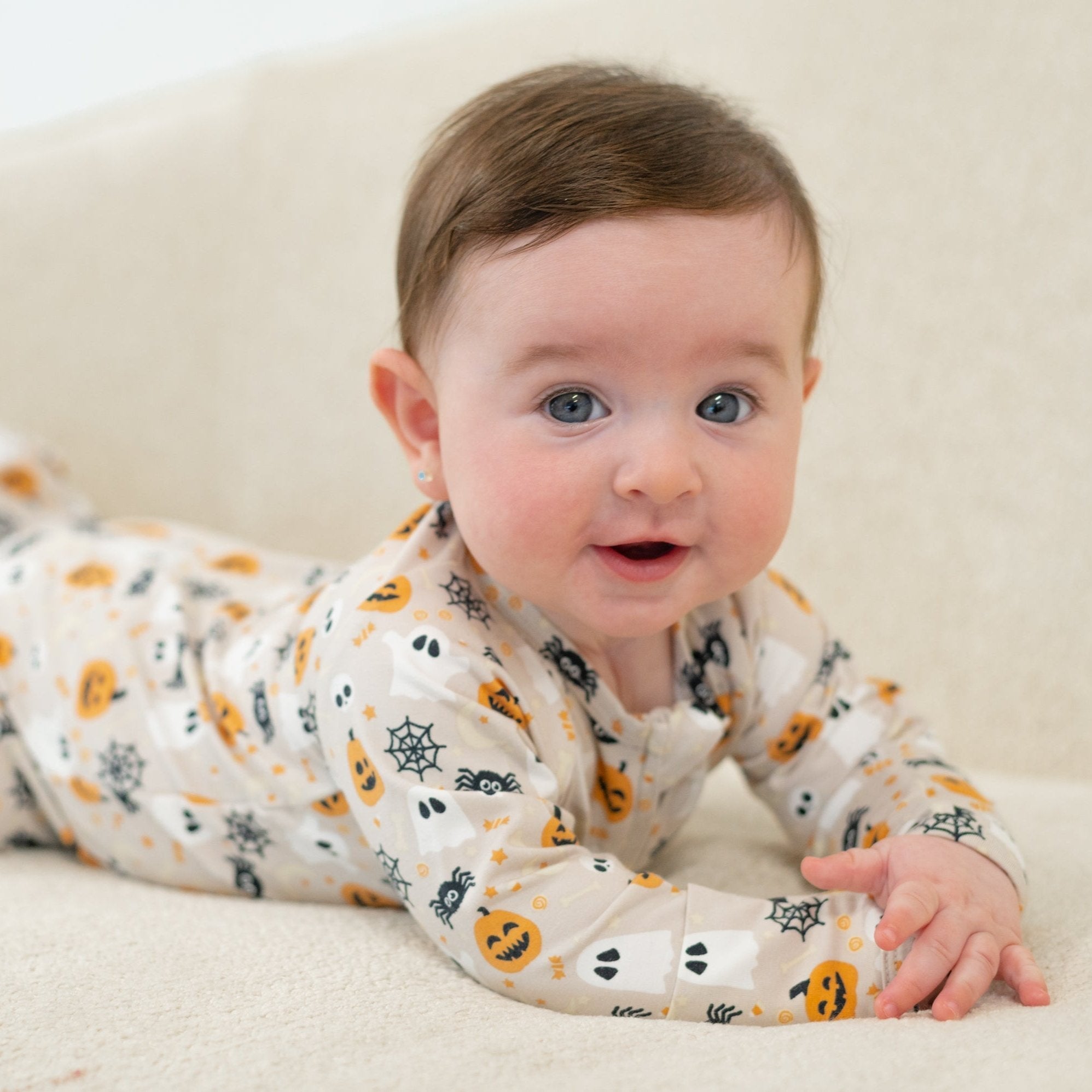 Zipper Footie - Sweet Pumpkins And Ghosts