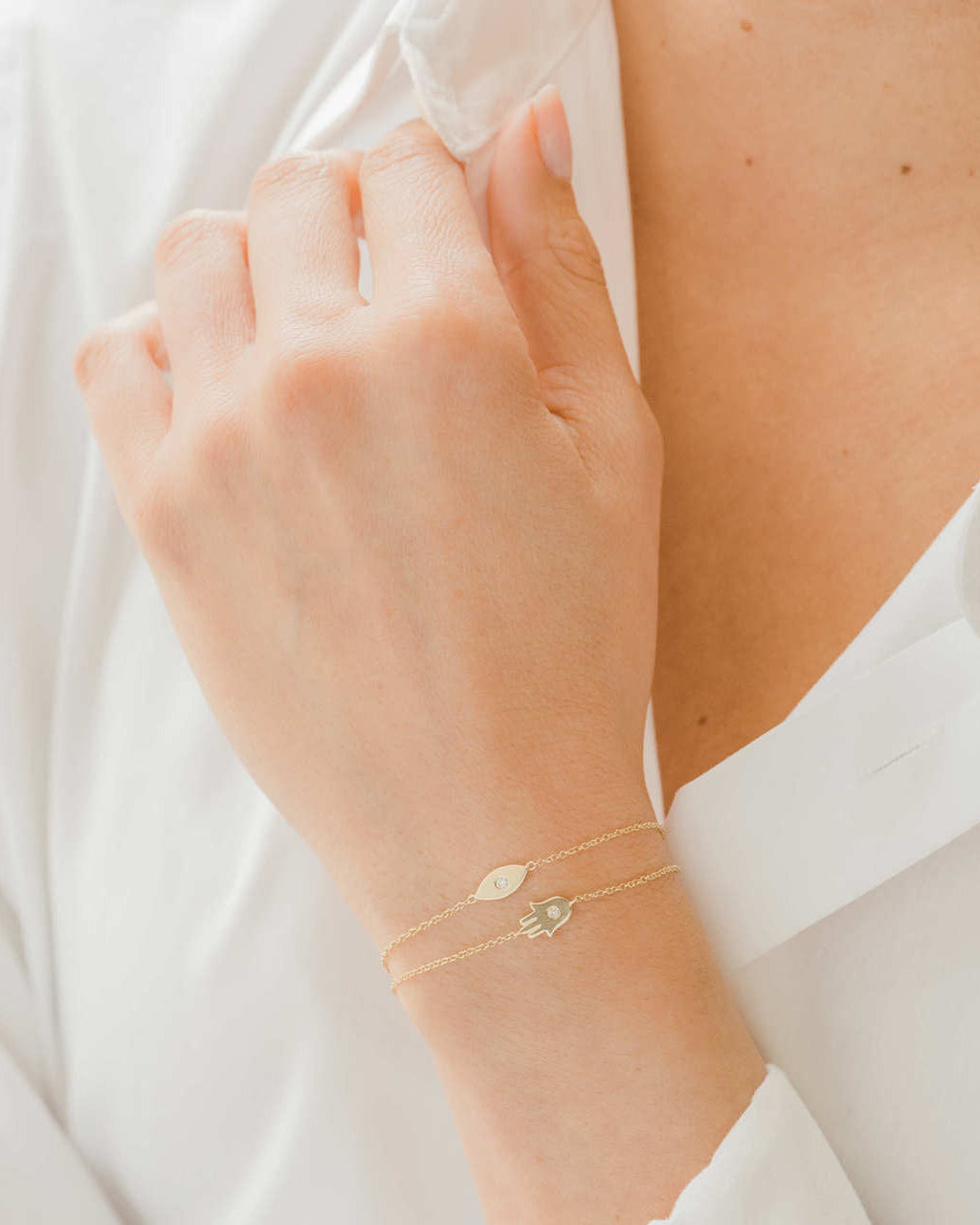 14k Gold Diamond Hamsa Bracelet