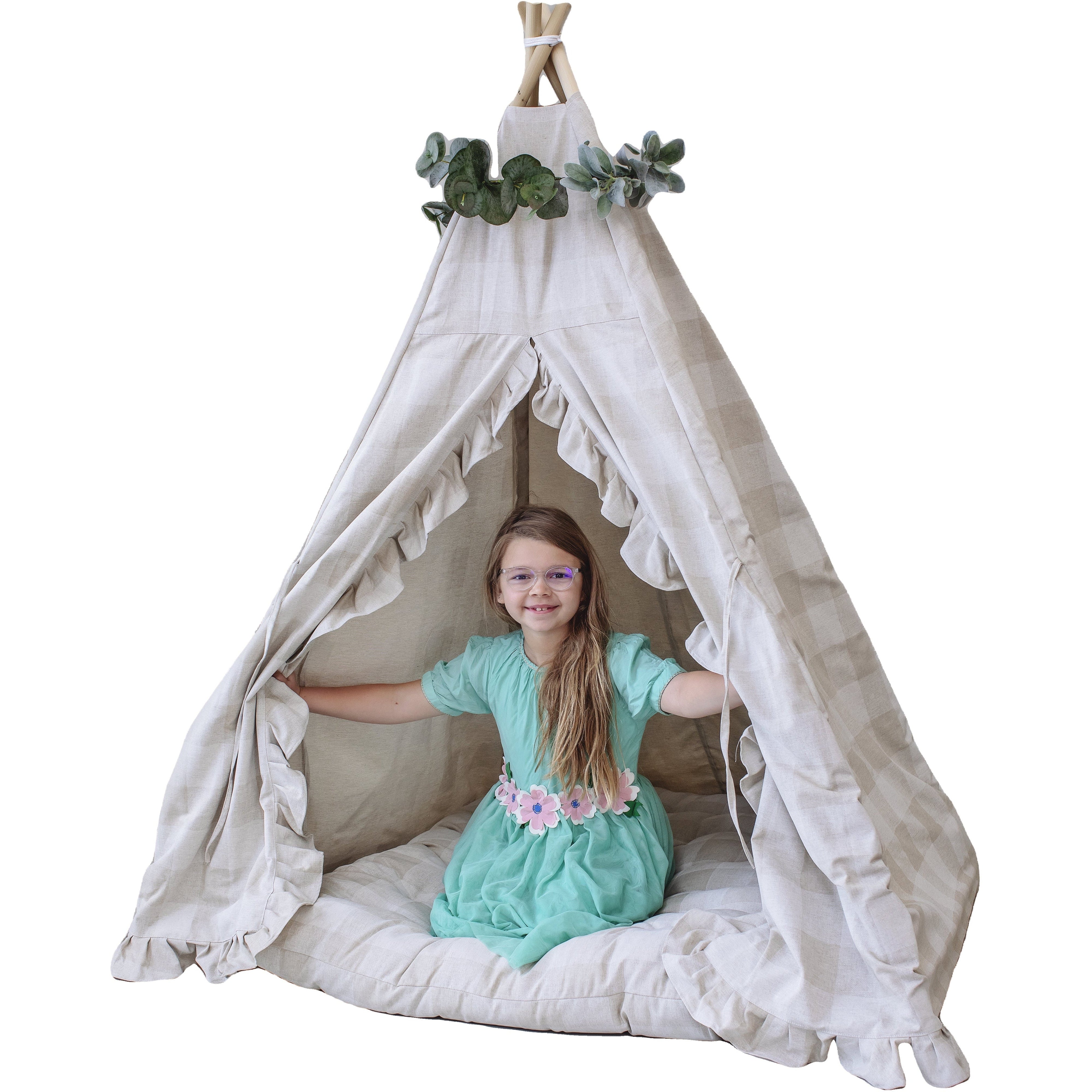 The Greenery Floral Topper