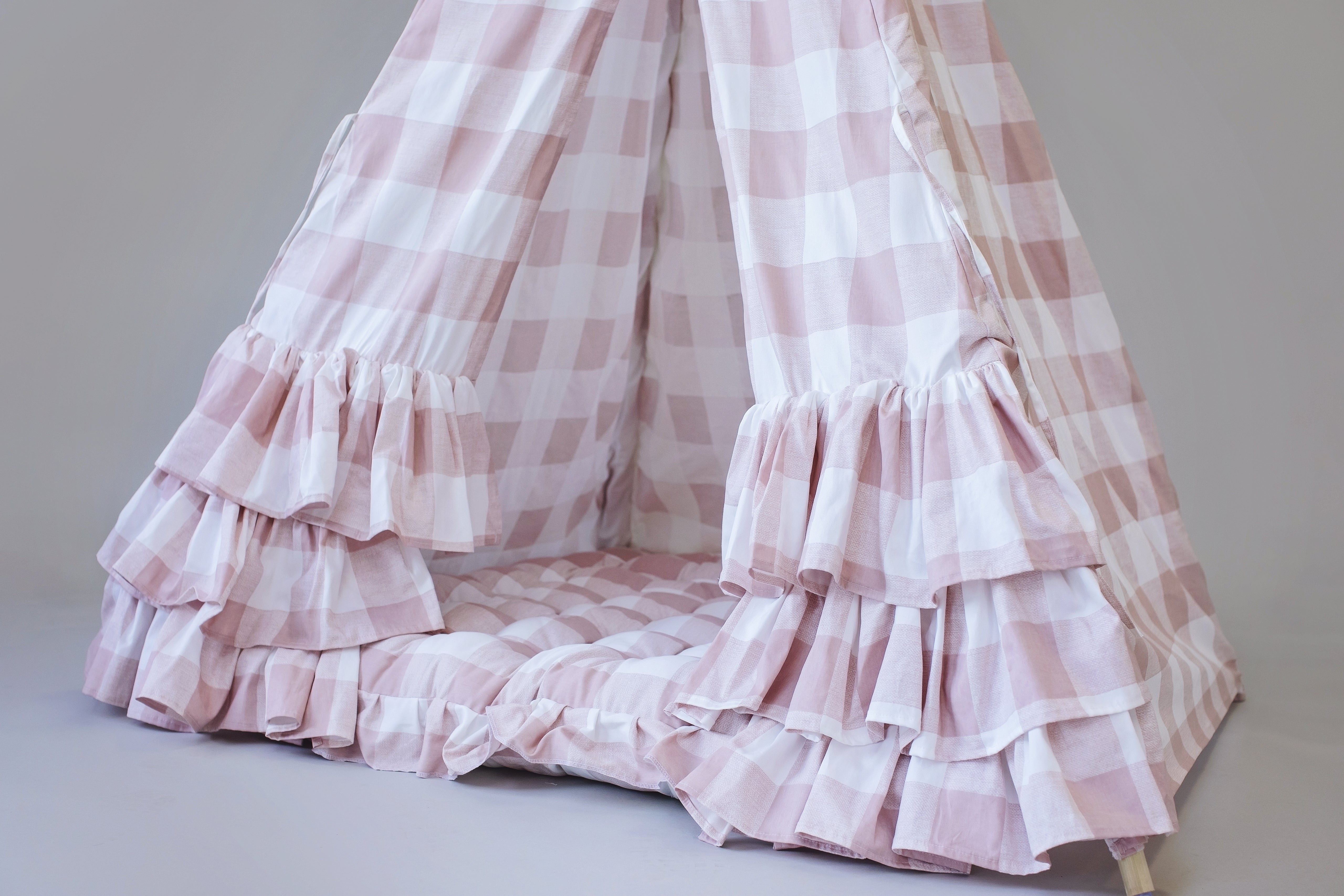 The Bonnie Play Tent