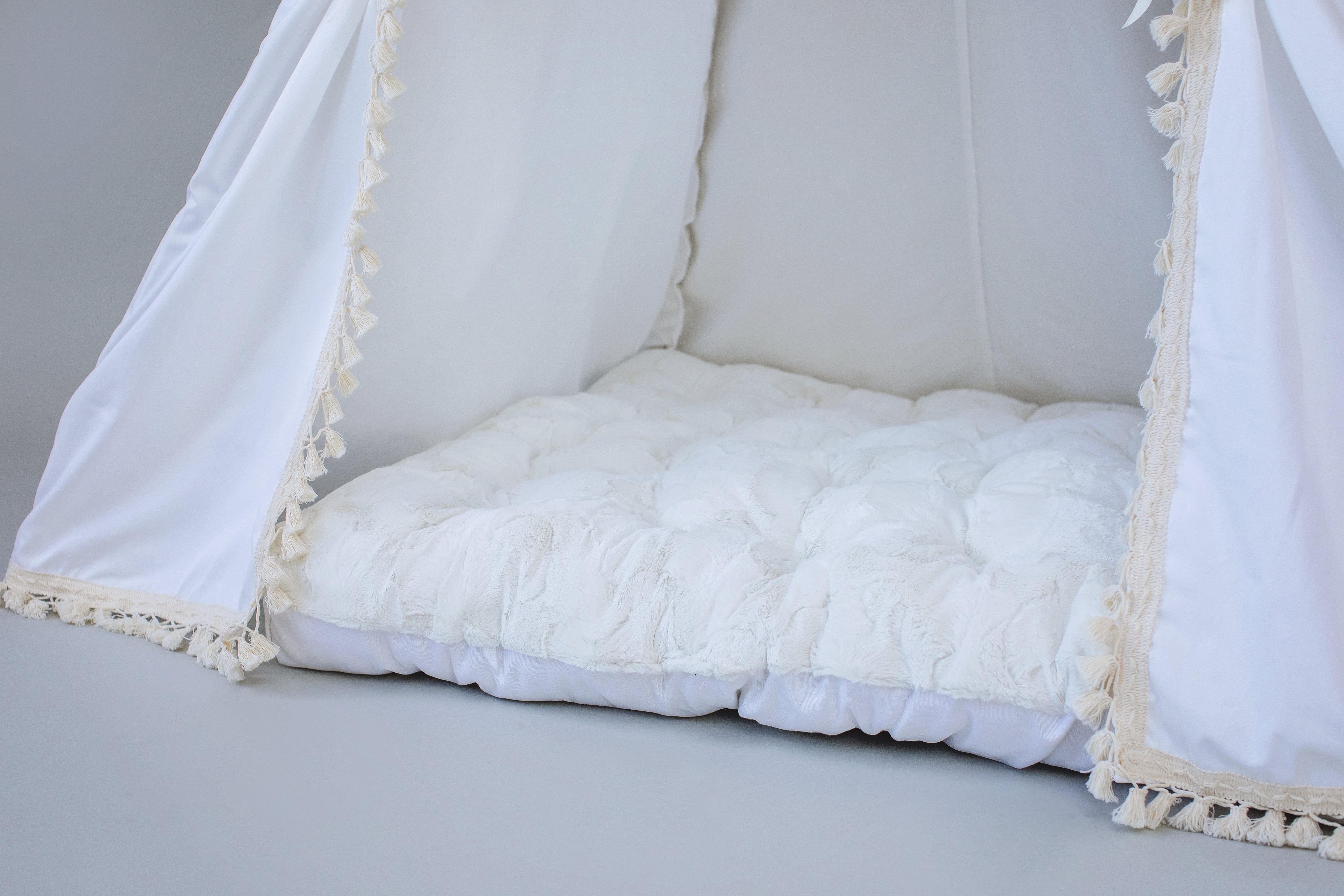 The Elliott Play Tent