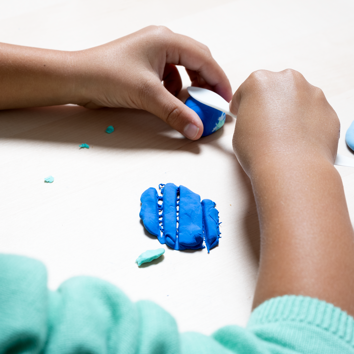 OOLY Creatibles D.I.Y. Air Dry Clay Kit - Set of 24 Colors Clay Kits