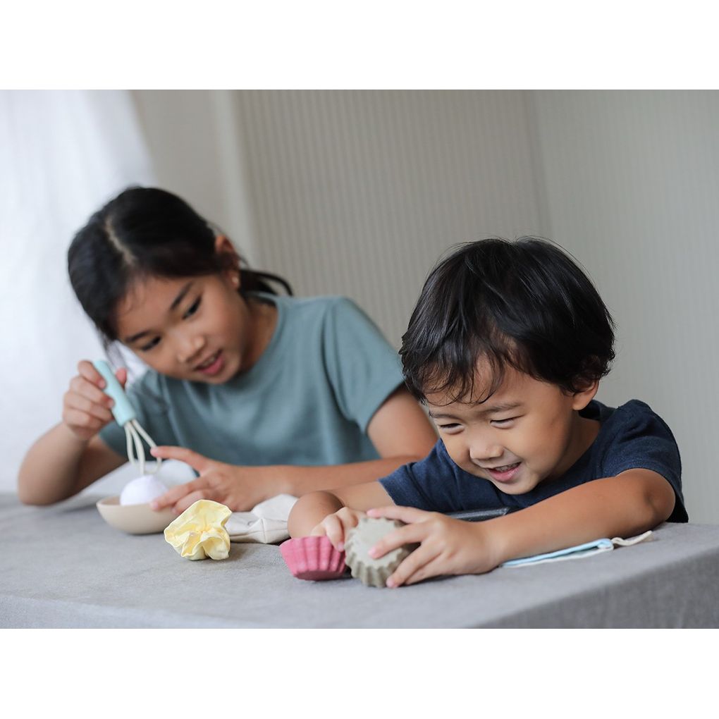 PlanToys Cupcake Set Play Food