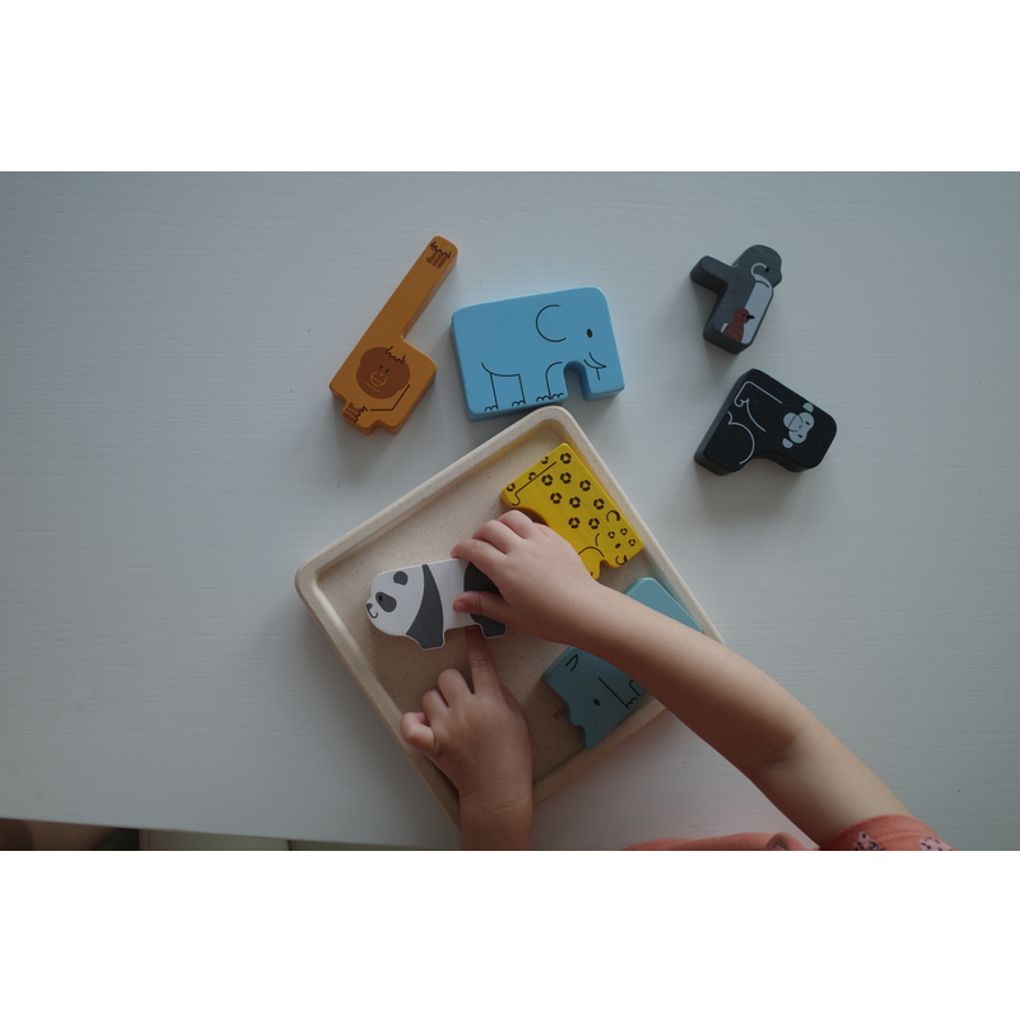 PlanToys Animal Puzzle Game Shape Matching Puzzle
