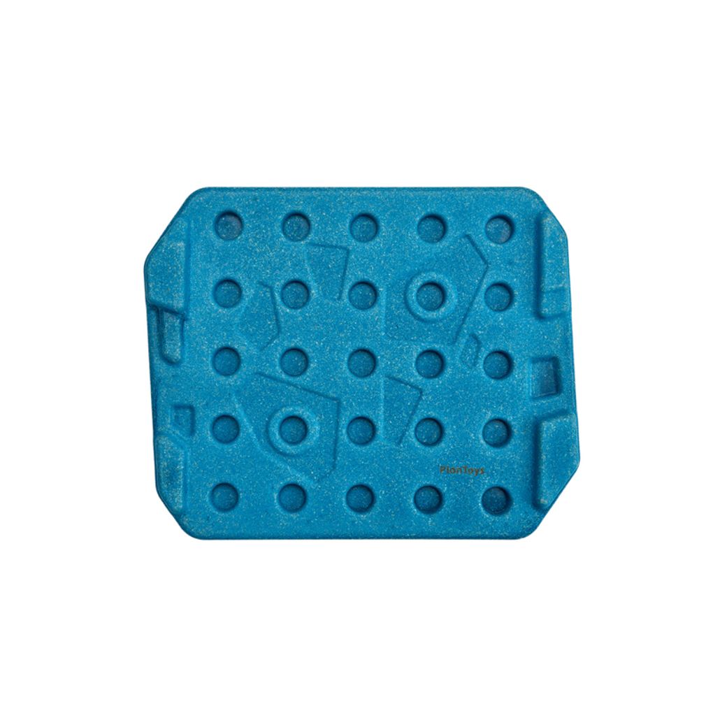 PlanToys Finding Penguin Game Board Game