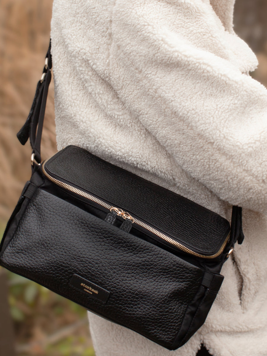 Storksak Alyssa Stroller Bag Black & Gold Stroller Bags