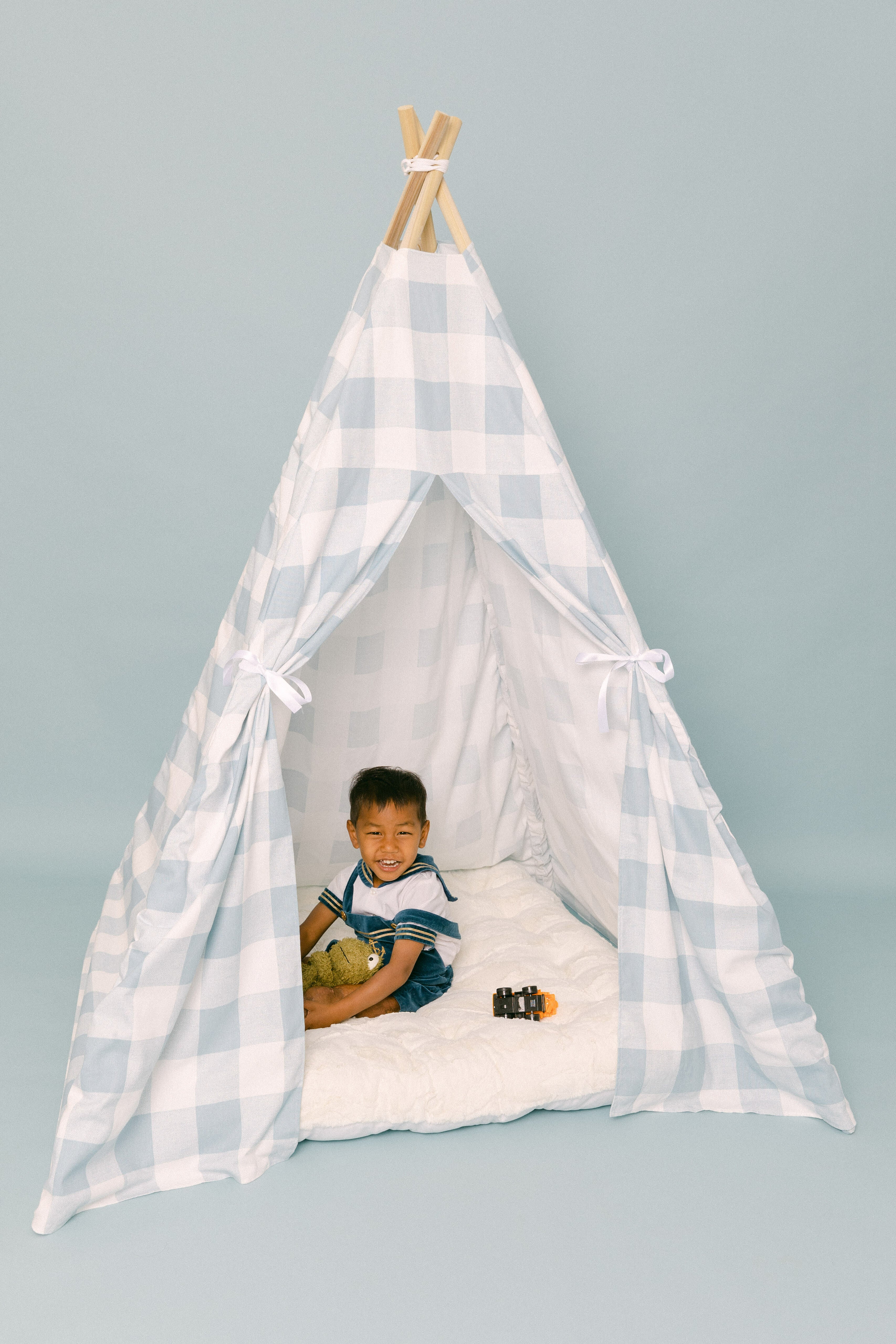 The Charles Play Tent