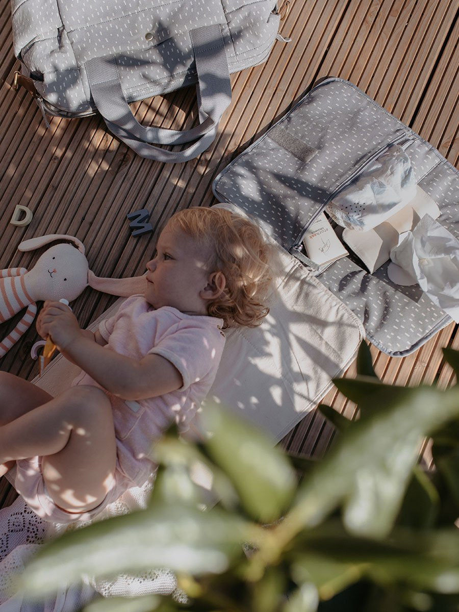 Organic Change Station Grey Raindot