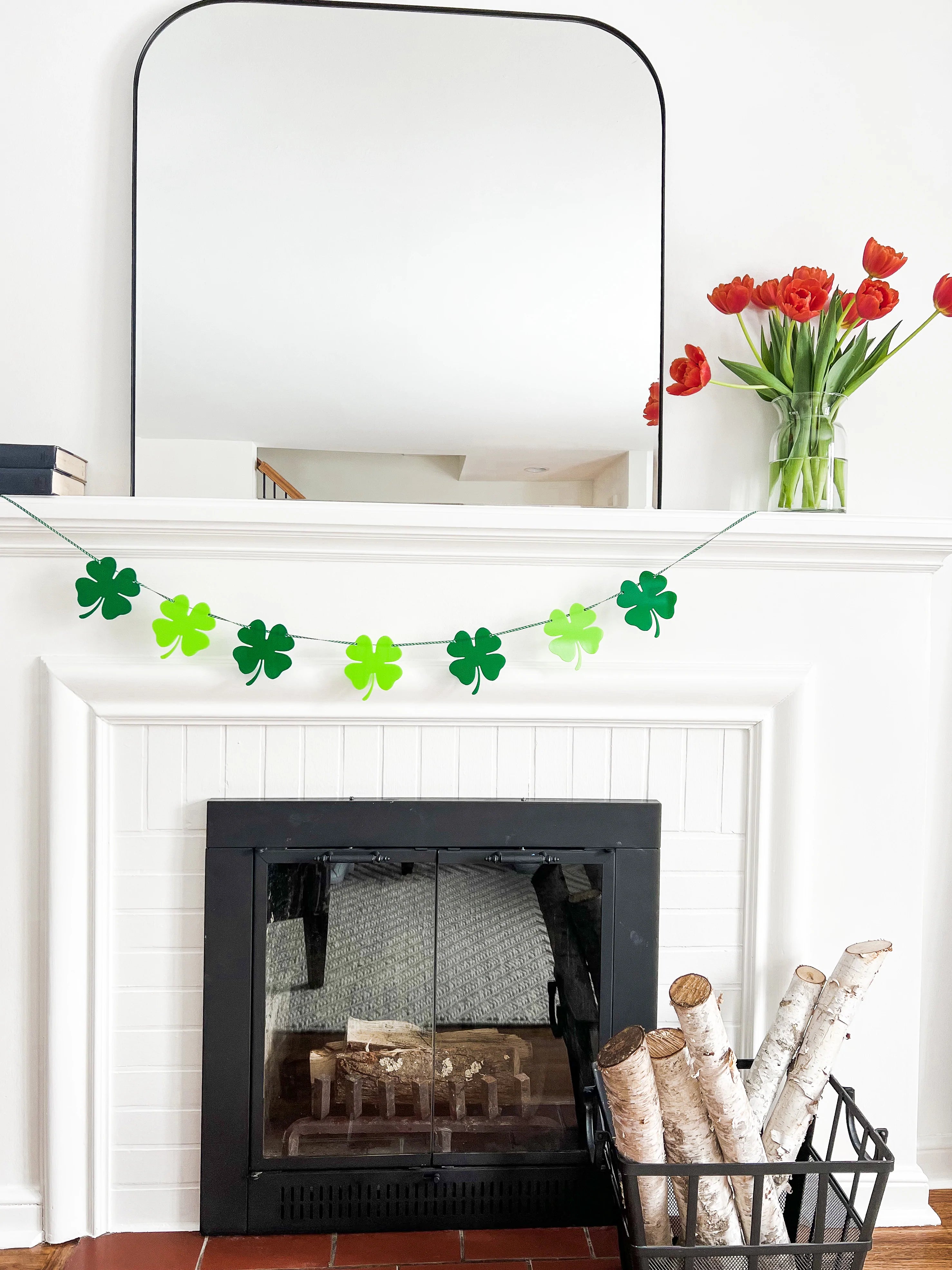 Green Shamrock St Patrick's Day Garland