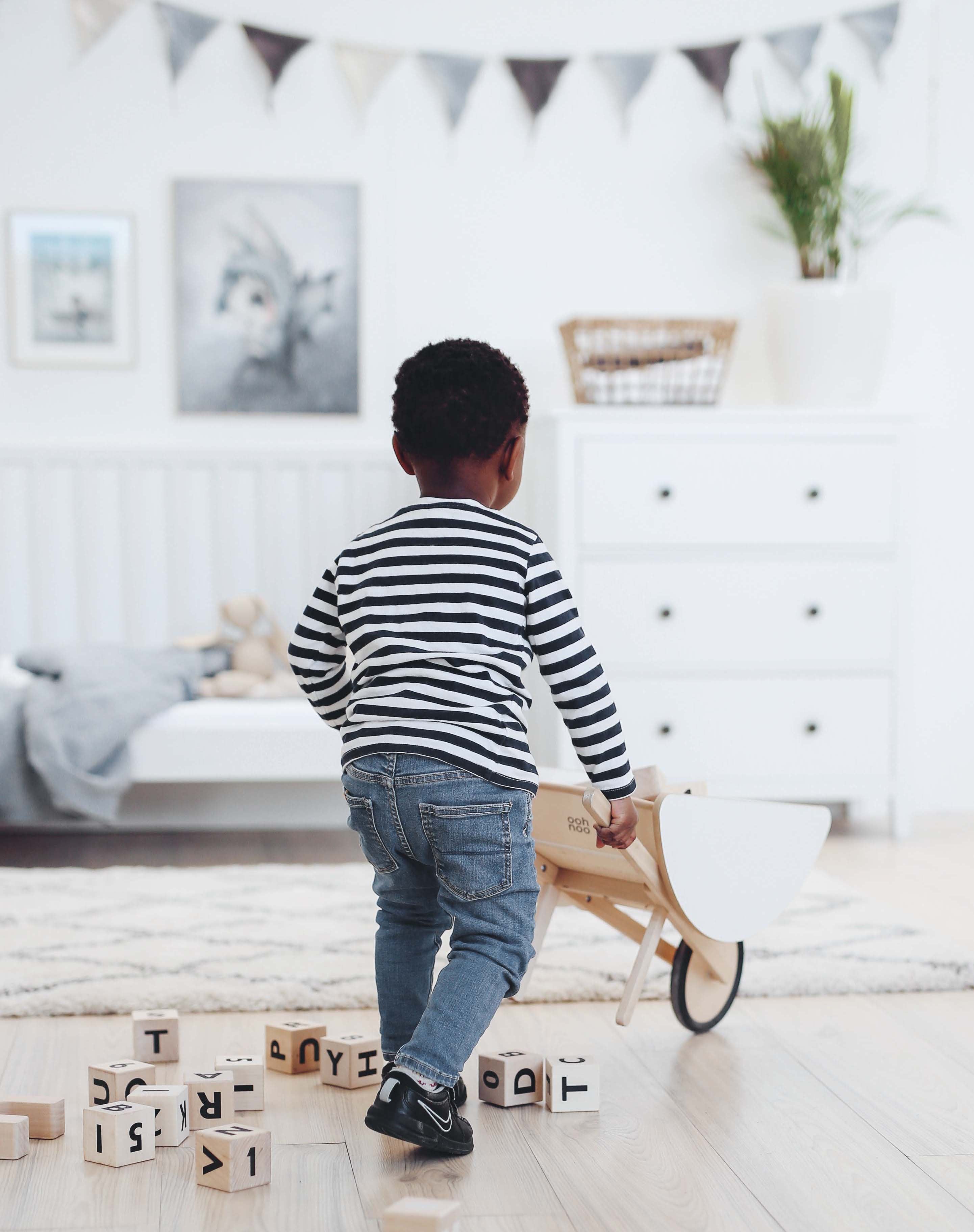 Wooden Toy Wheelbarrow for Kids