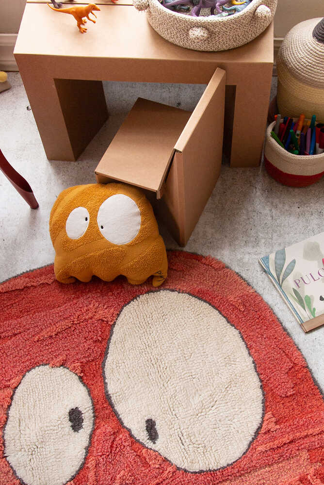 Knitted Cushion Ghosty