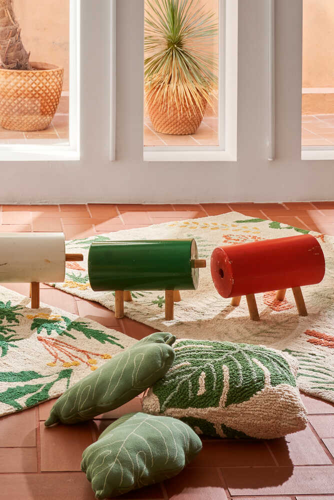 Knitted Cushion Baby Leaf - Plants