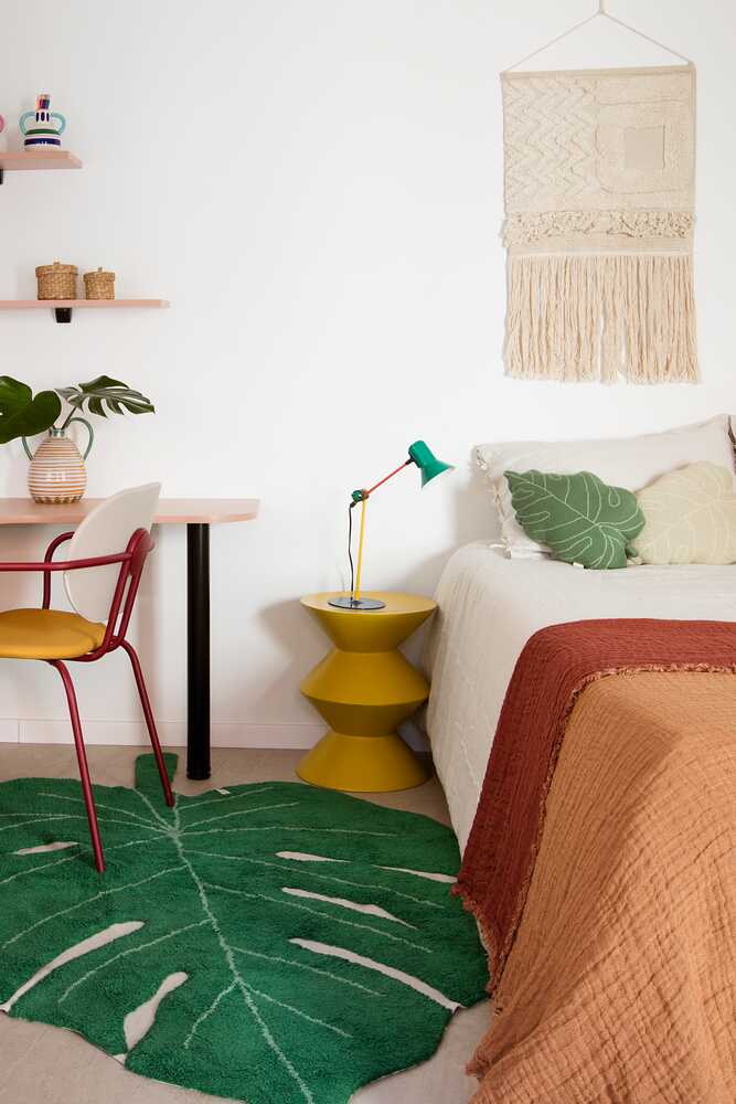 Knitted Cushion Baby Leaf - Plants