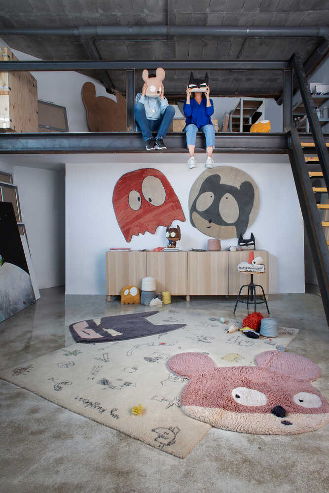 Knitted Cushion Ghosty