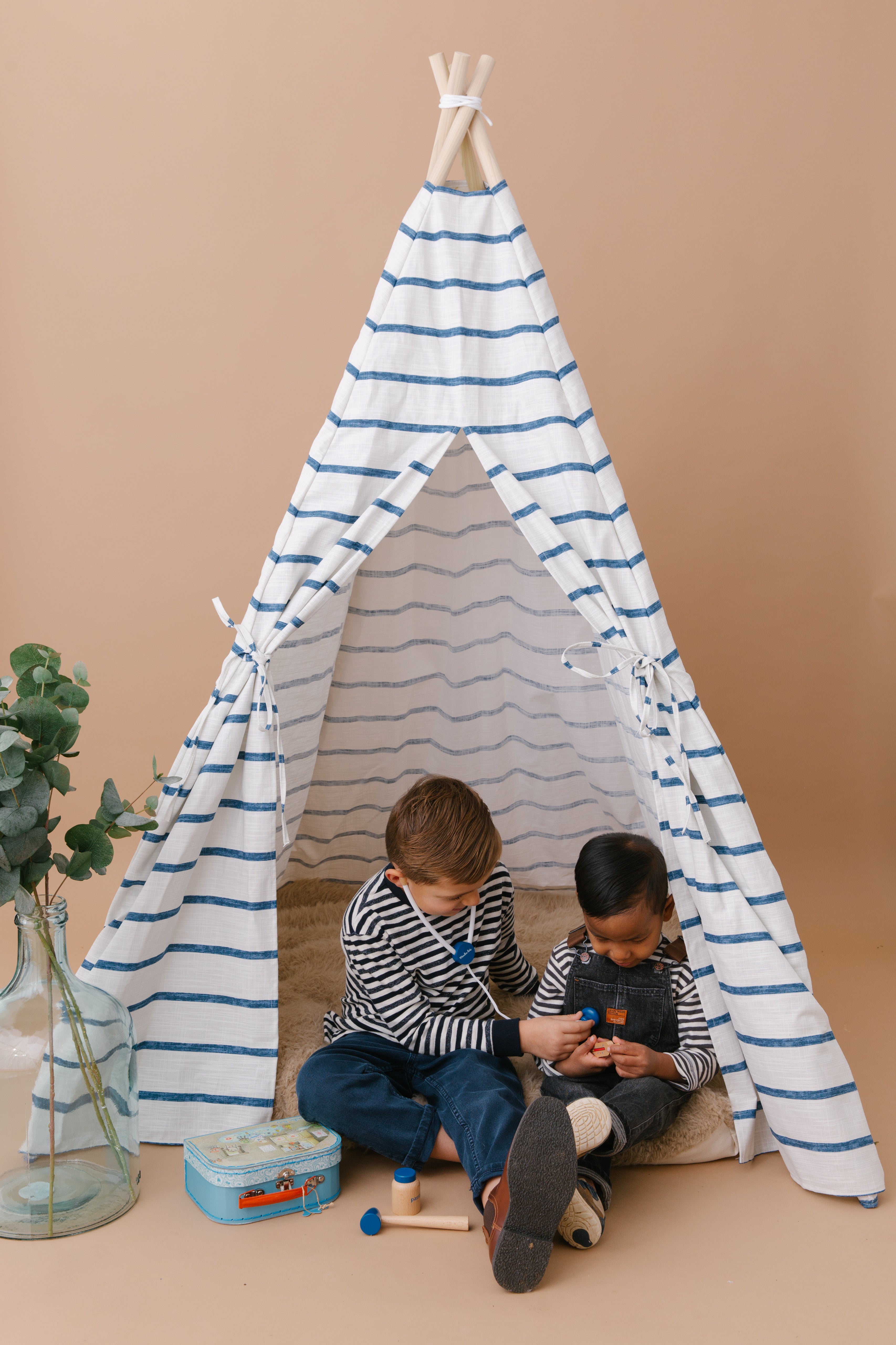 The Isaac Play Tent