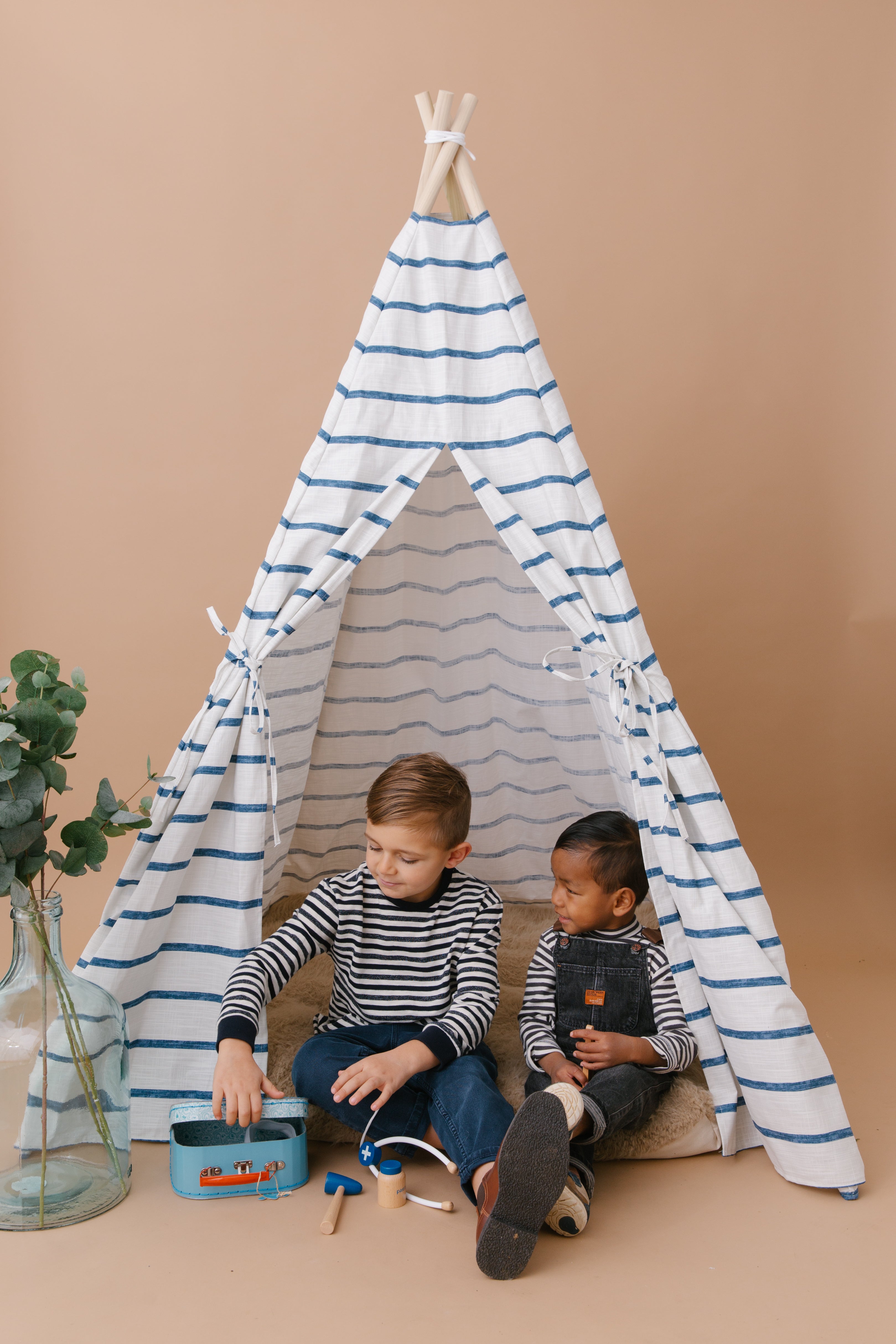 The Isaac Play Tent
