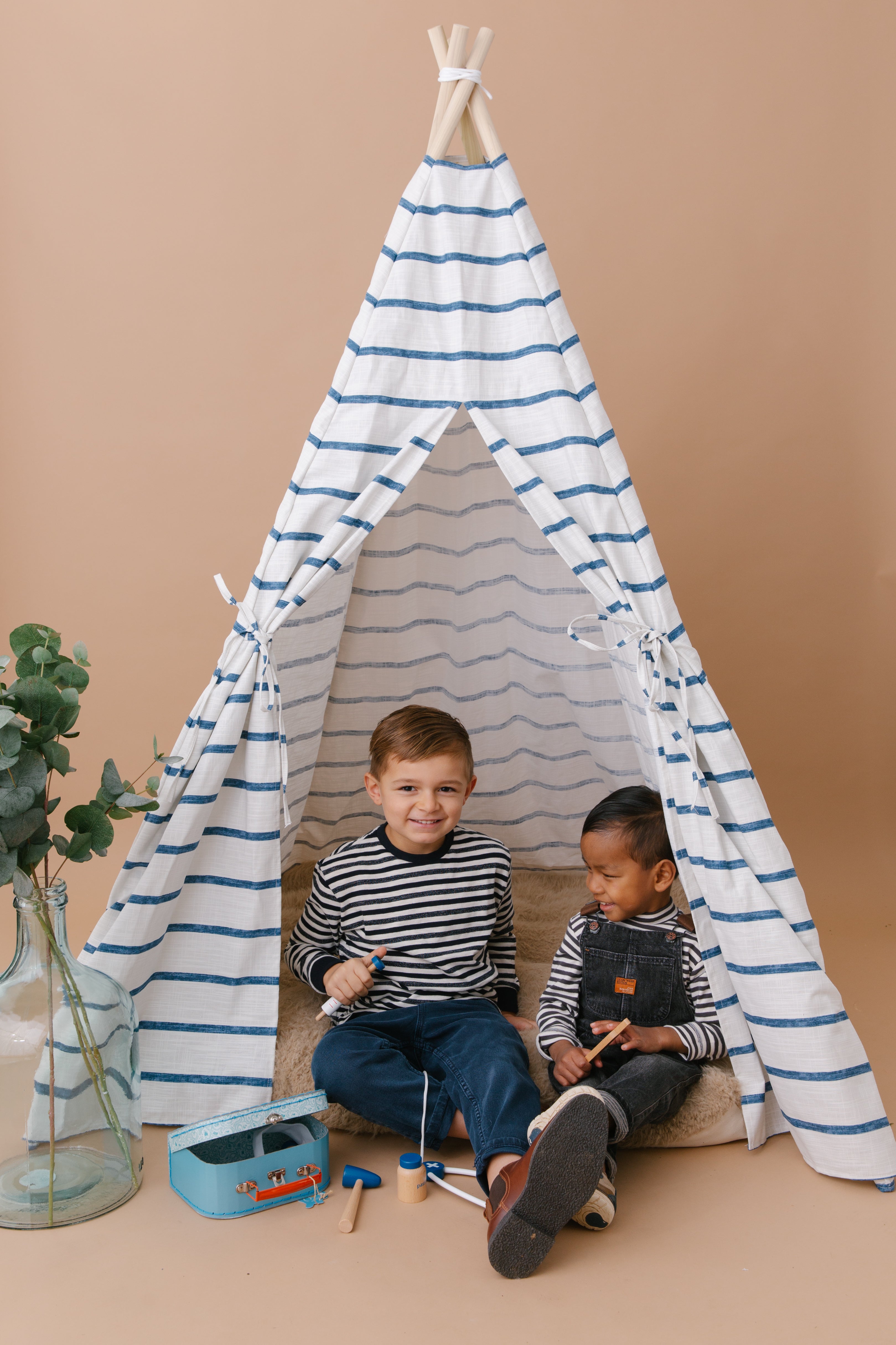 The Isaac Play Tent