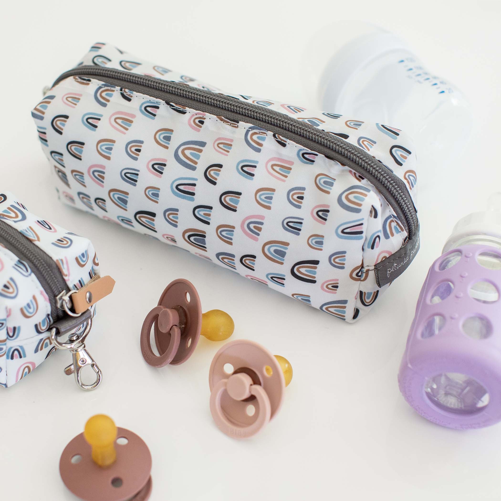 Petunia Pickle Bottom Bottle Butler & Pacifier Porter Set – Unity Breast Milk Storage Container