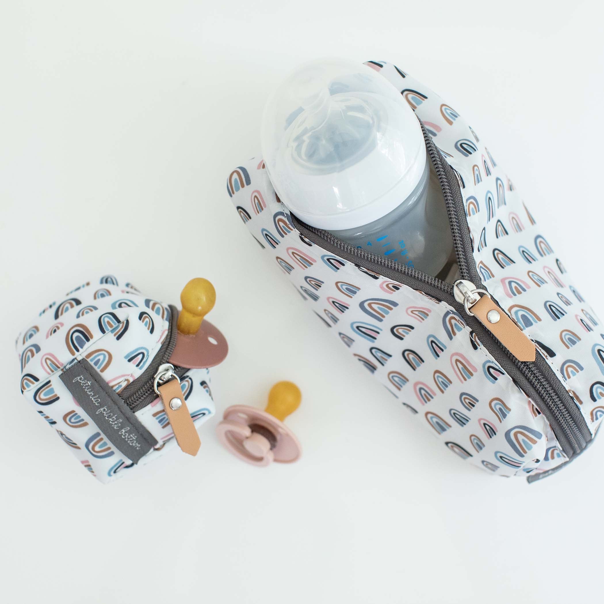 Petunia Pickle Bottom Bottle Butler & Pacifier Porter Set – Unity Breast Milk Storage Container