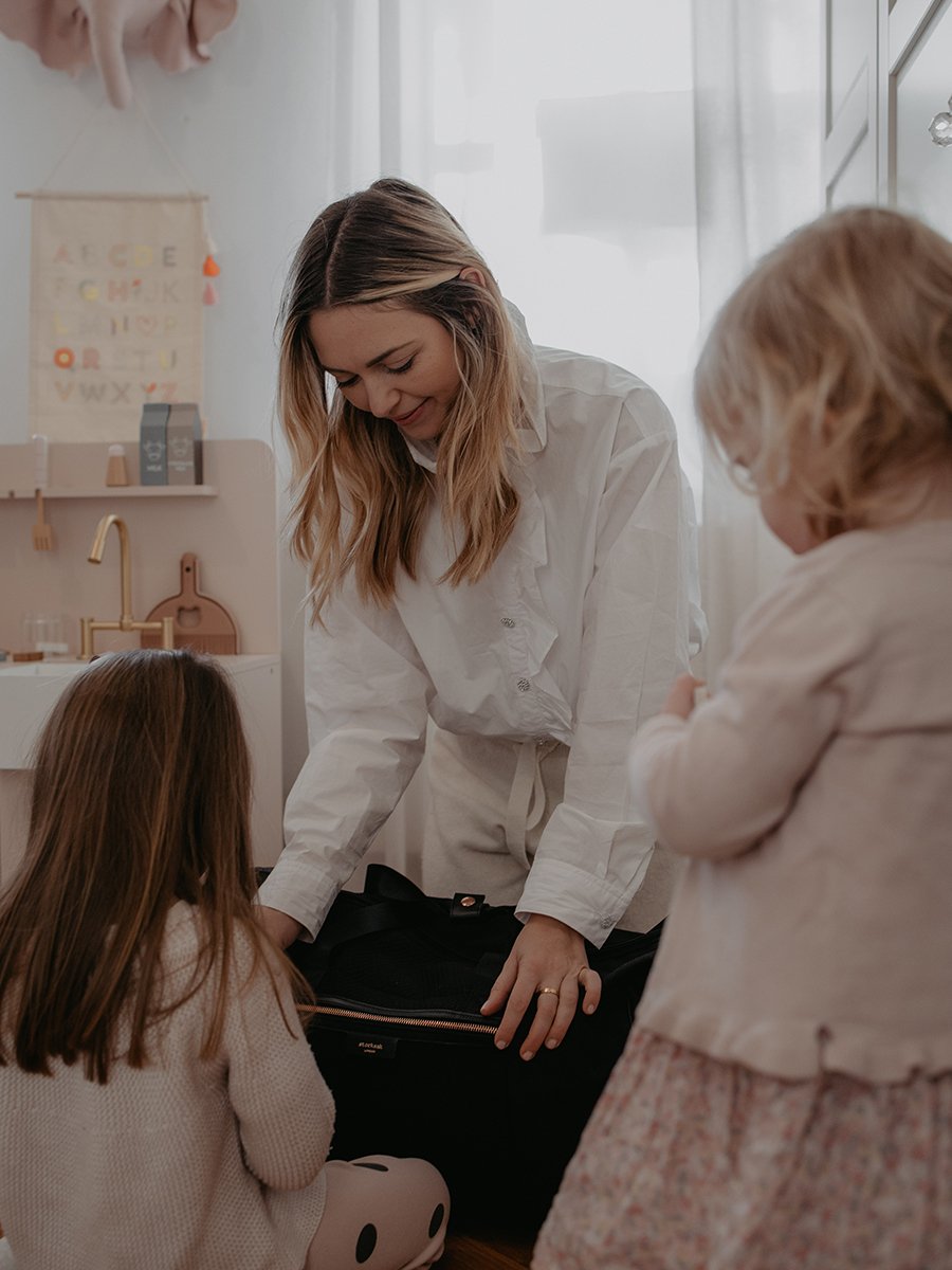 Storksak Cabin Carry-On Scuba Black Carry-ons