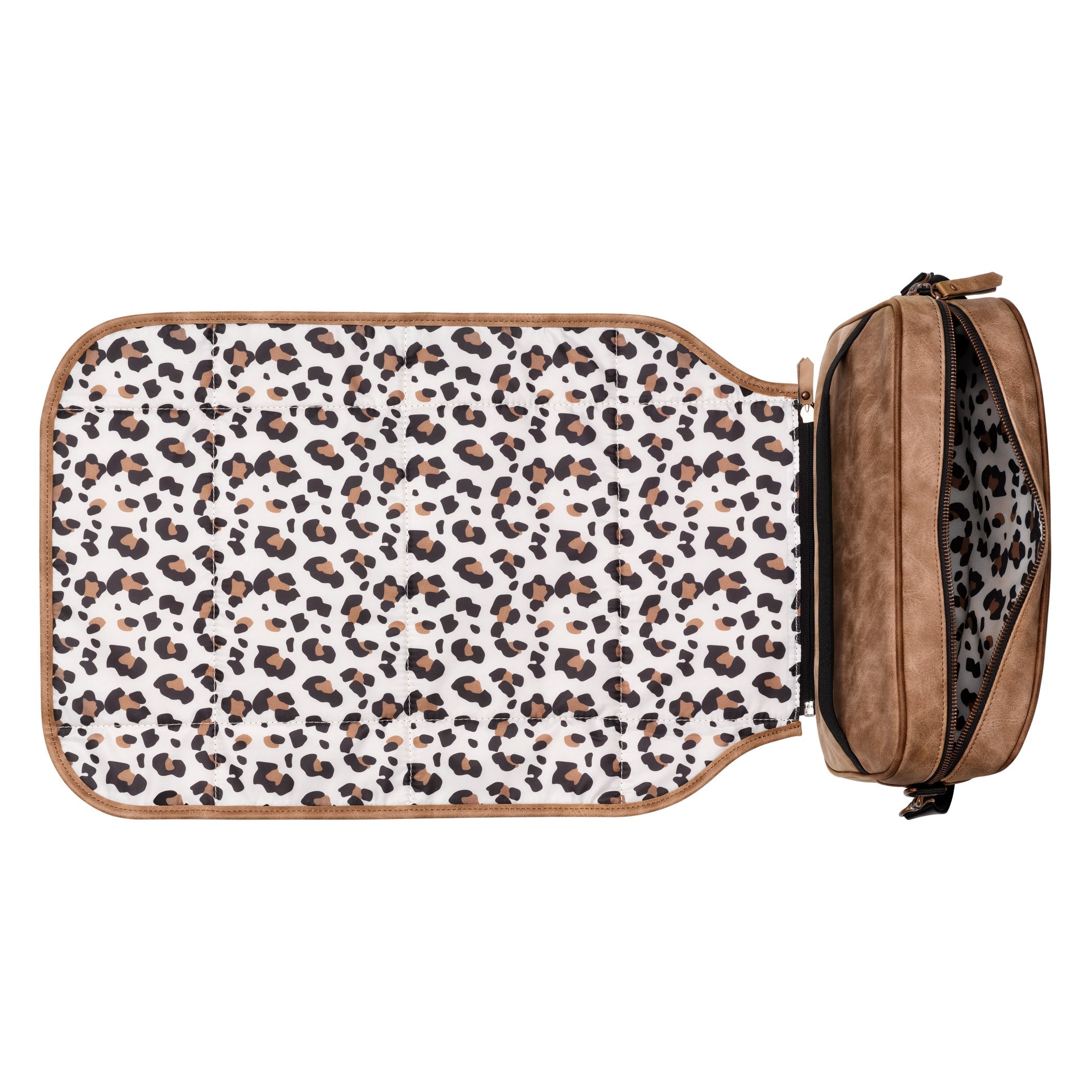 Petunia Pickle Bottom Companion Diaper Changer Clutch in Brioche Clutche
