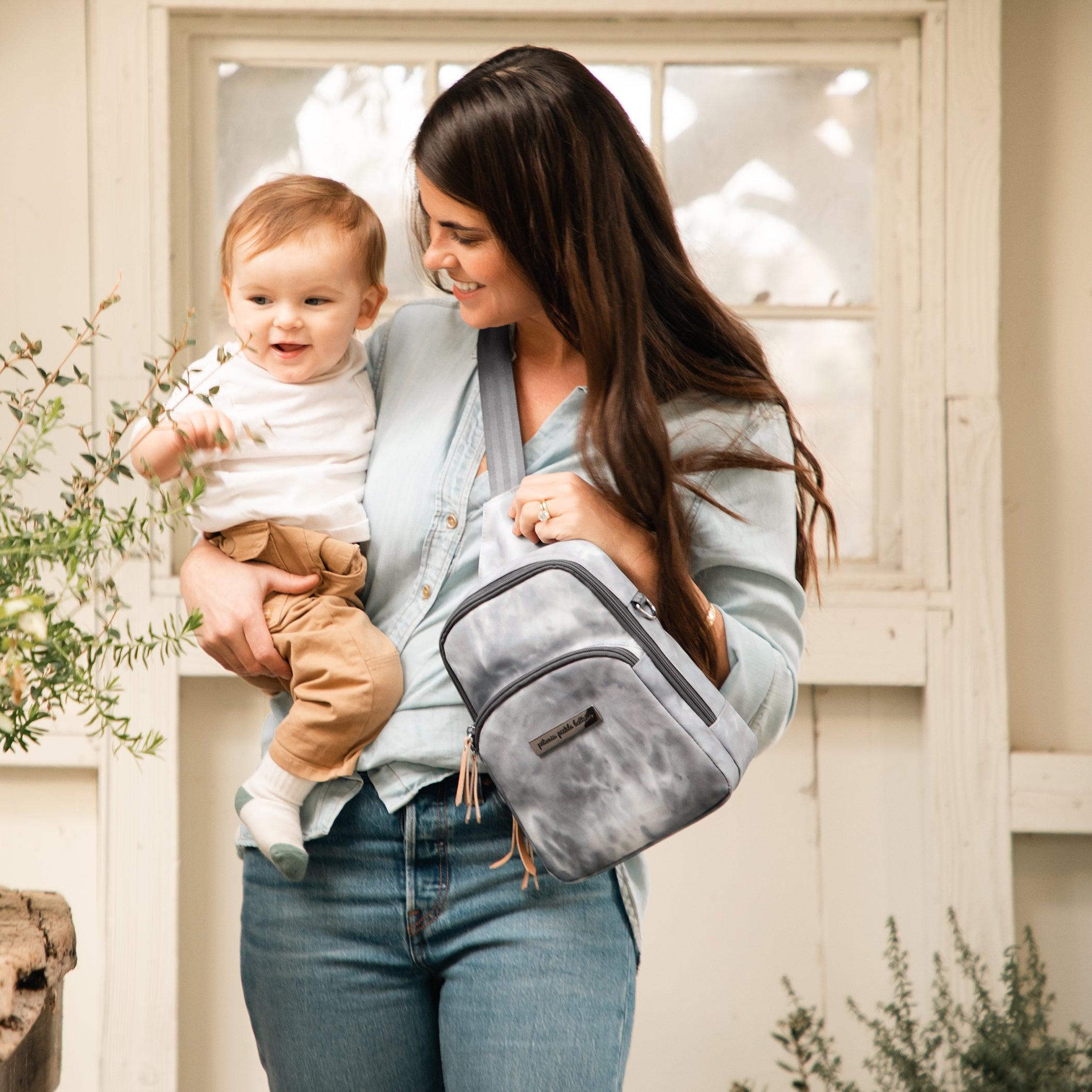 Petunia Pickle Bottom Criss-Cross Sling in Smoke Swirl Handbag