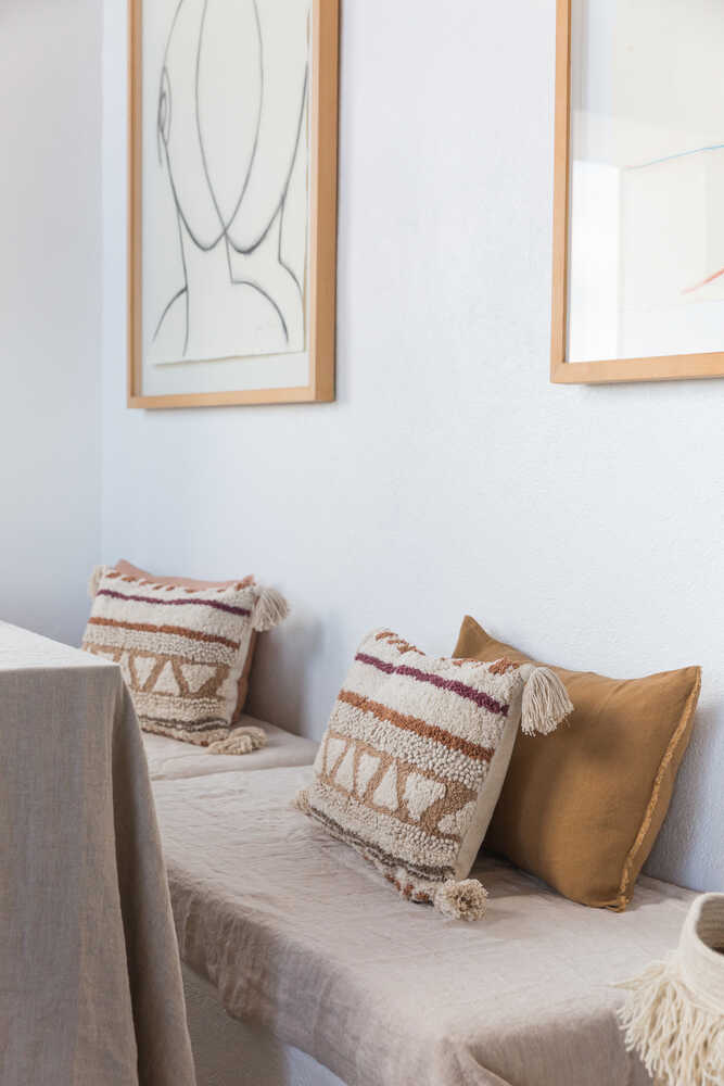 Throw Pillow Sistan Rectangular