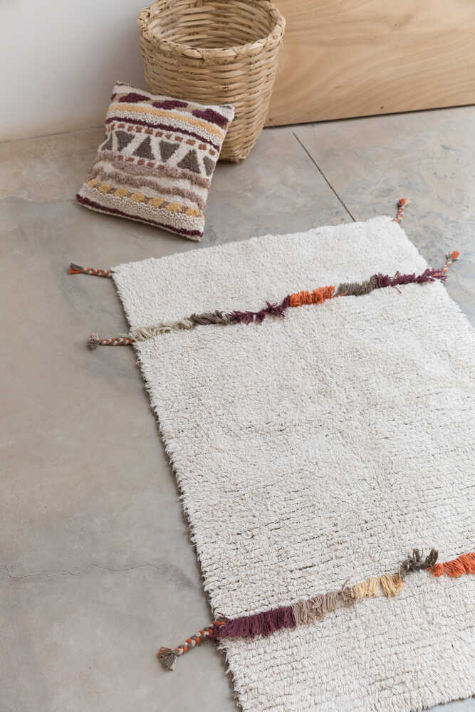 Throw Pillow Sistan Square