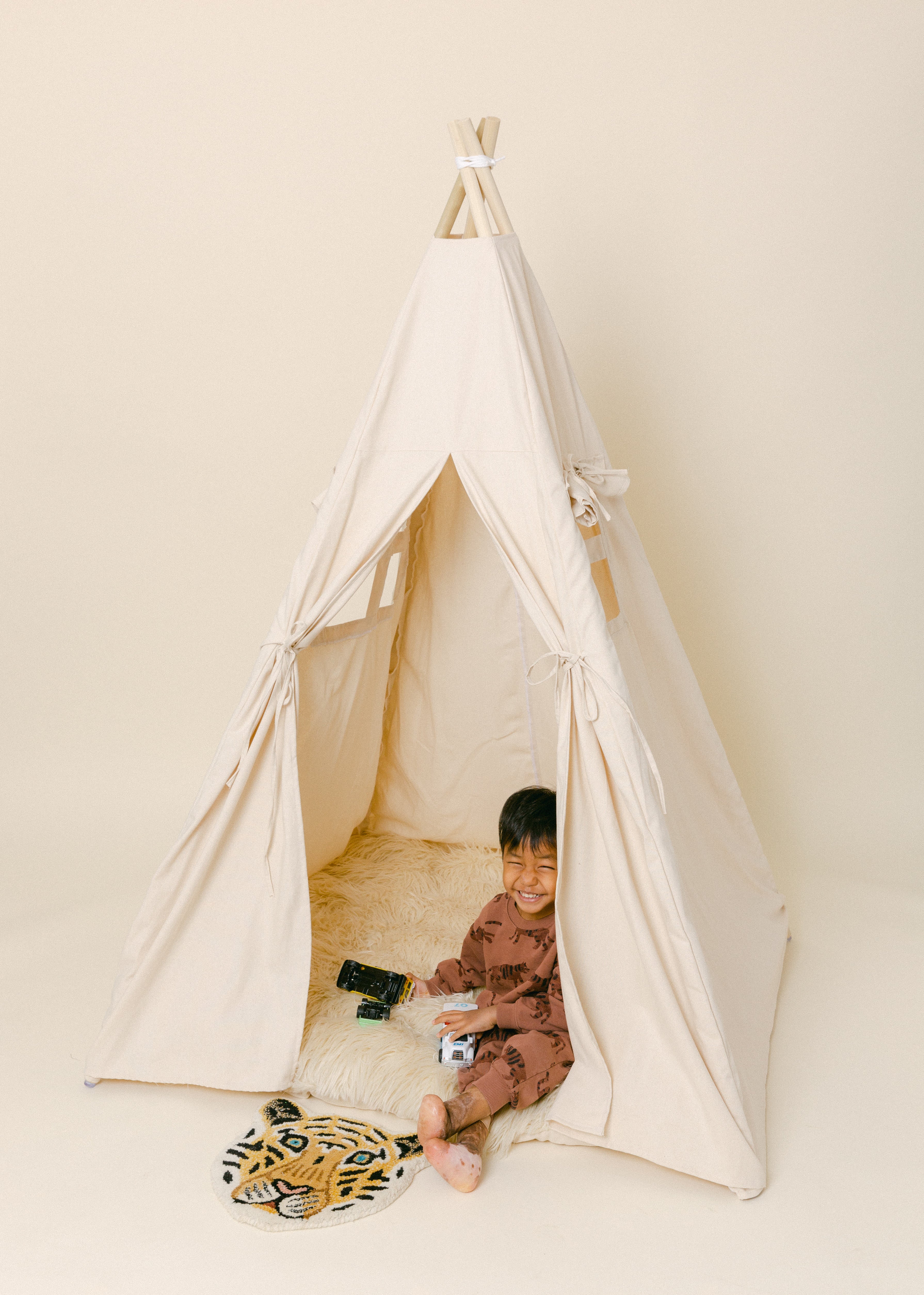 The Andrew Play Tent