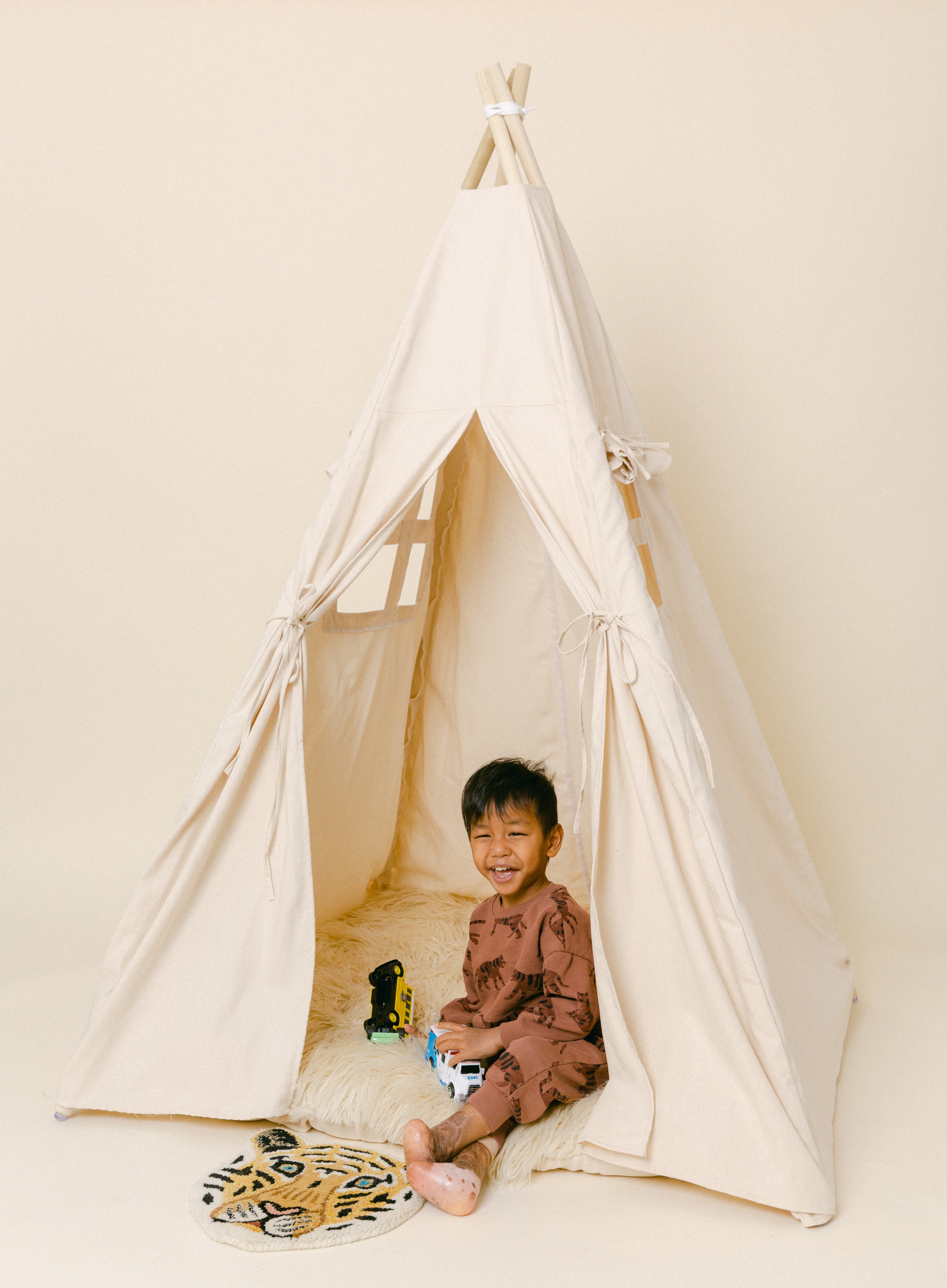 The Andrew Play Tent