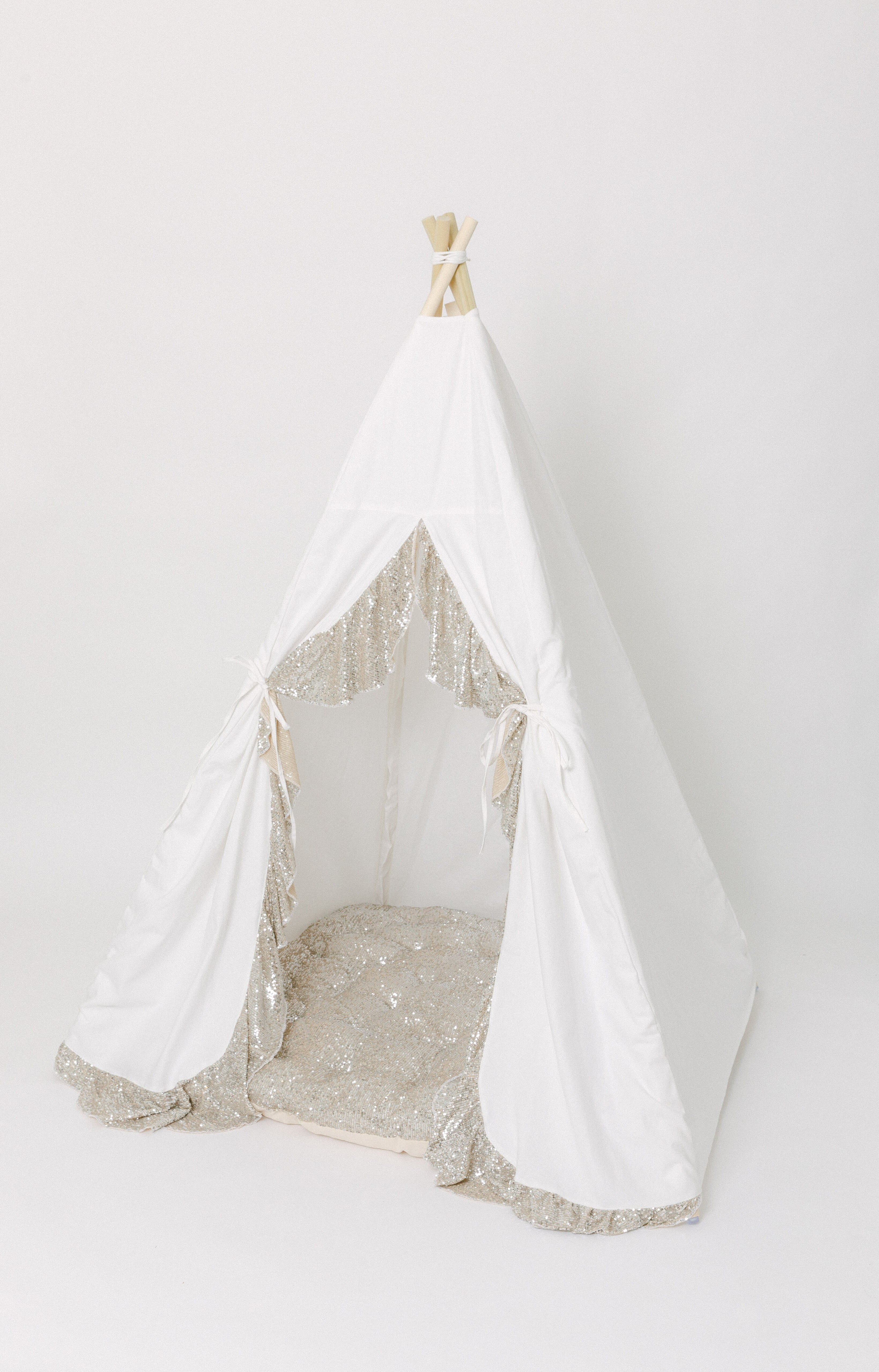 The Mariah Play Tent