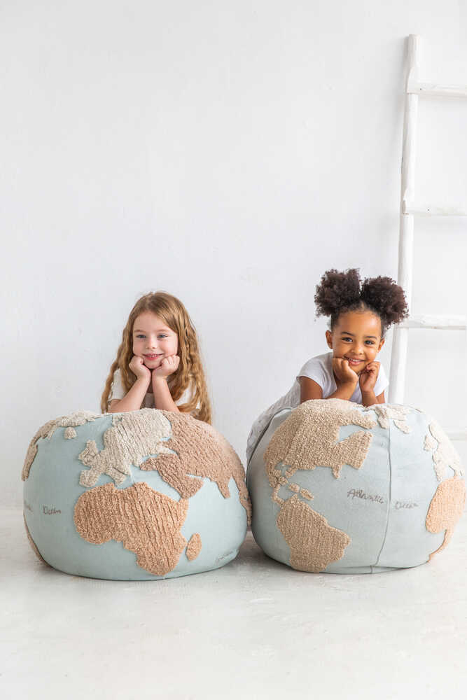 Pouf World Map - Back-to-School