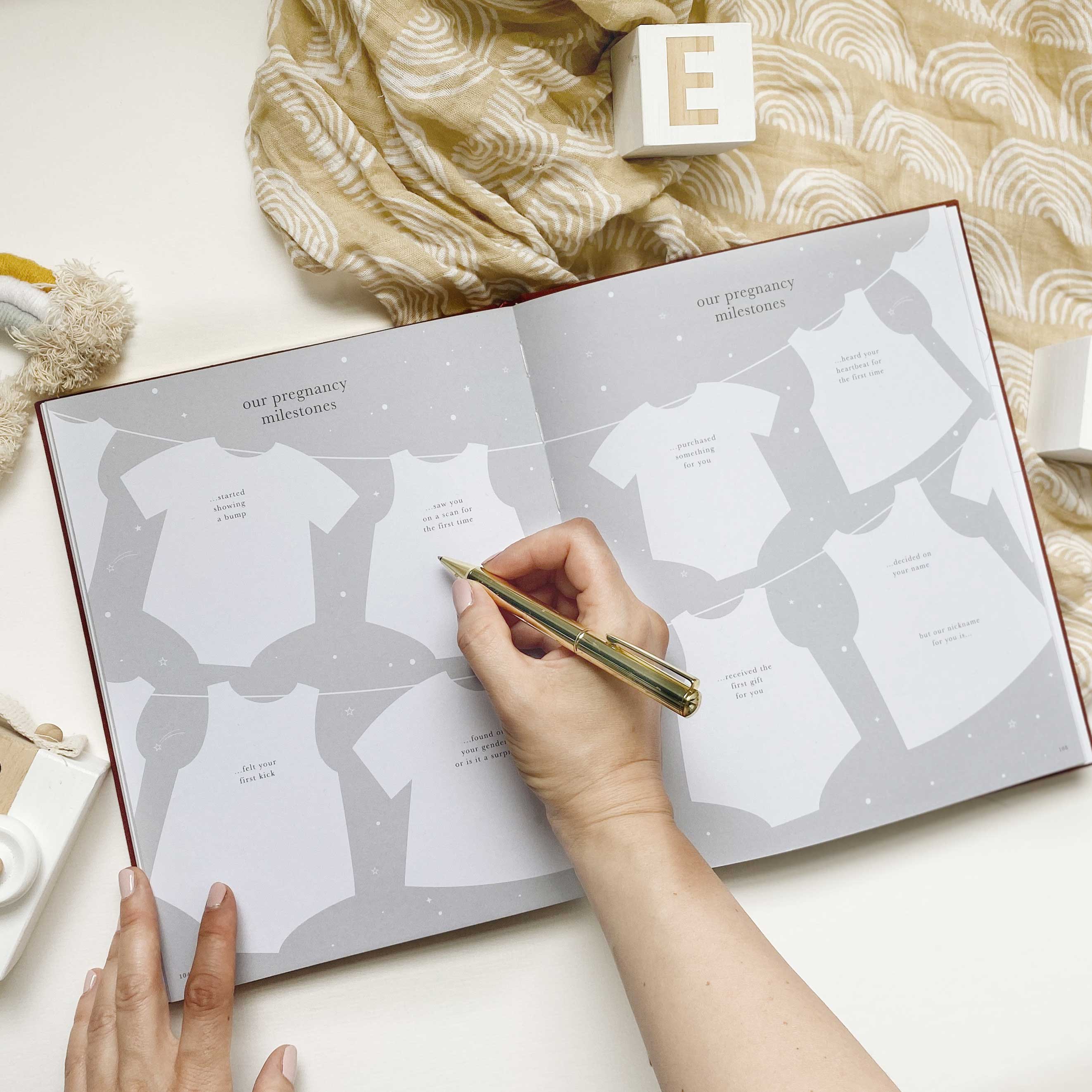 My Pregnancy Journal - White