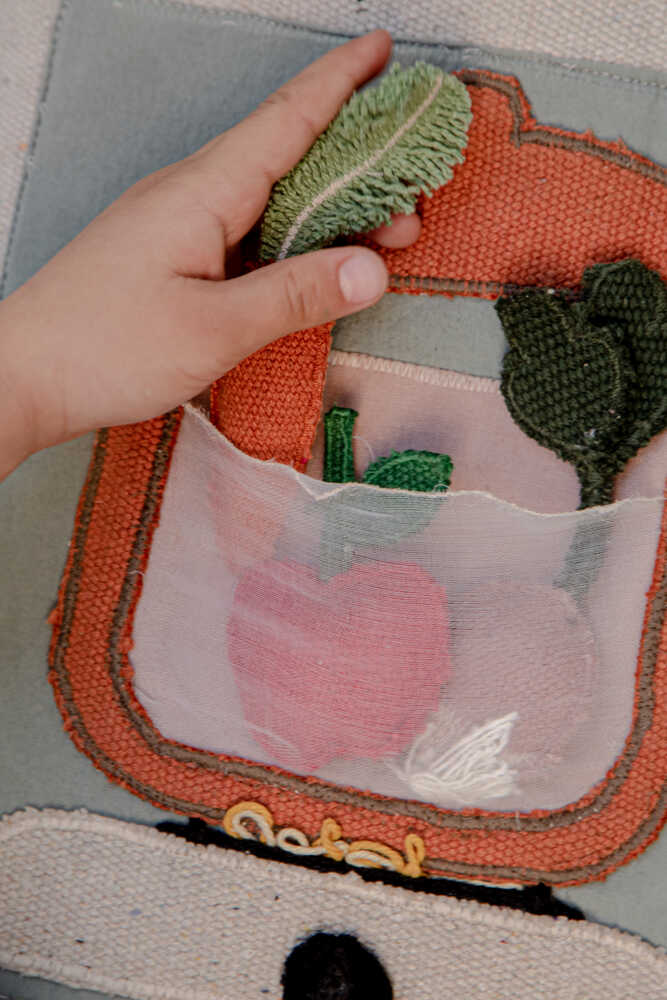 Textile Book Cool Kids Eat Healthy