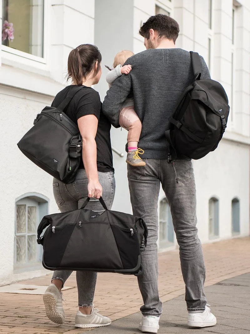 The Ultimate Guide to Selecting Your Ideal Diaper Bag