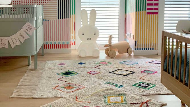 Washable kids rug in a playroom