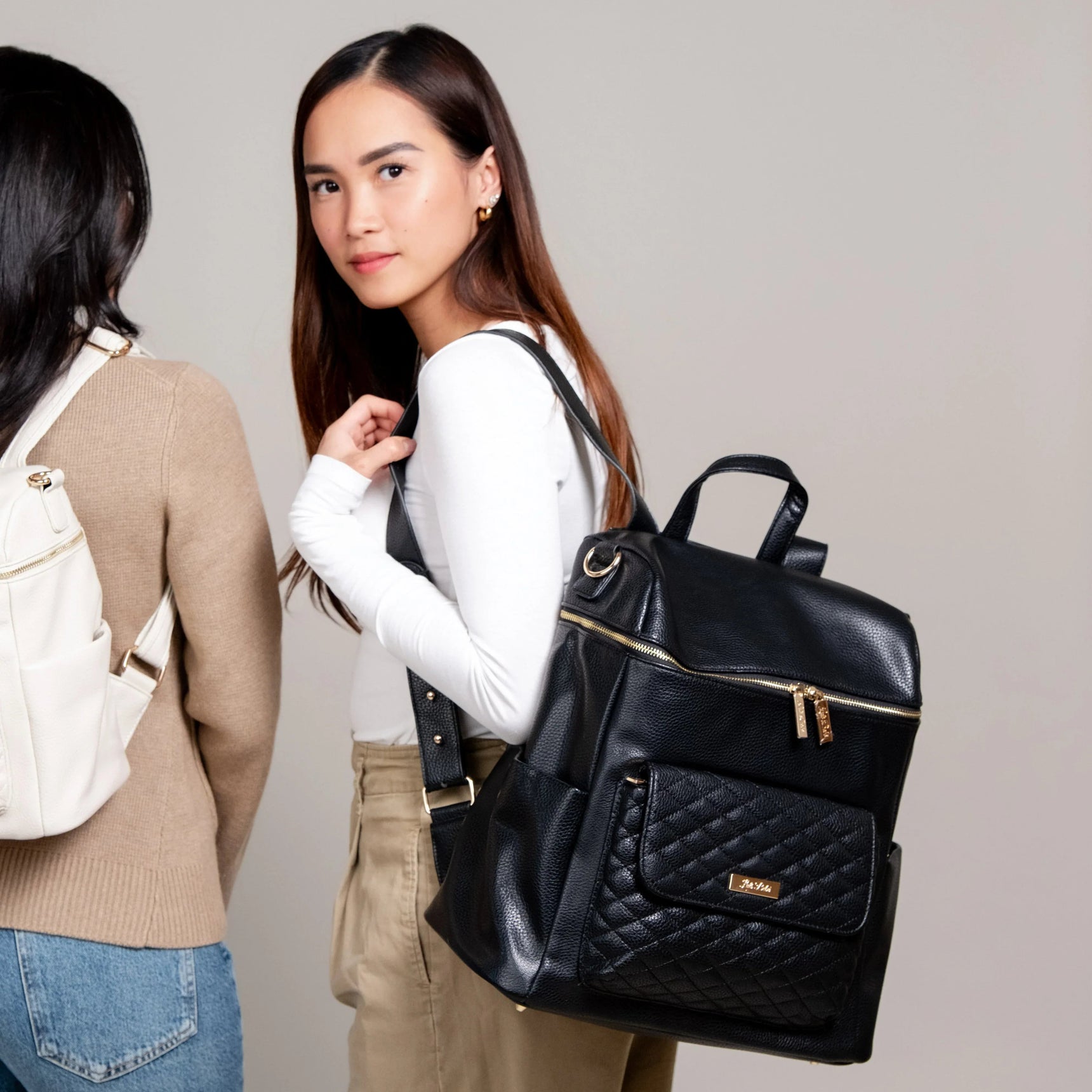 Best Diaper Bags 2026: What 173 Real Parents Actually Carry (Reddit-Tested) — EasyTot guide