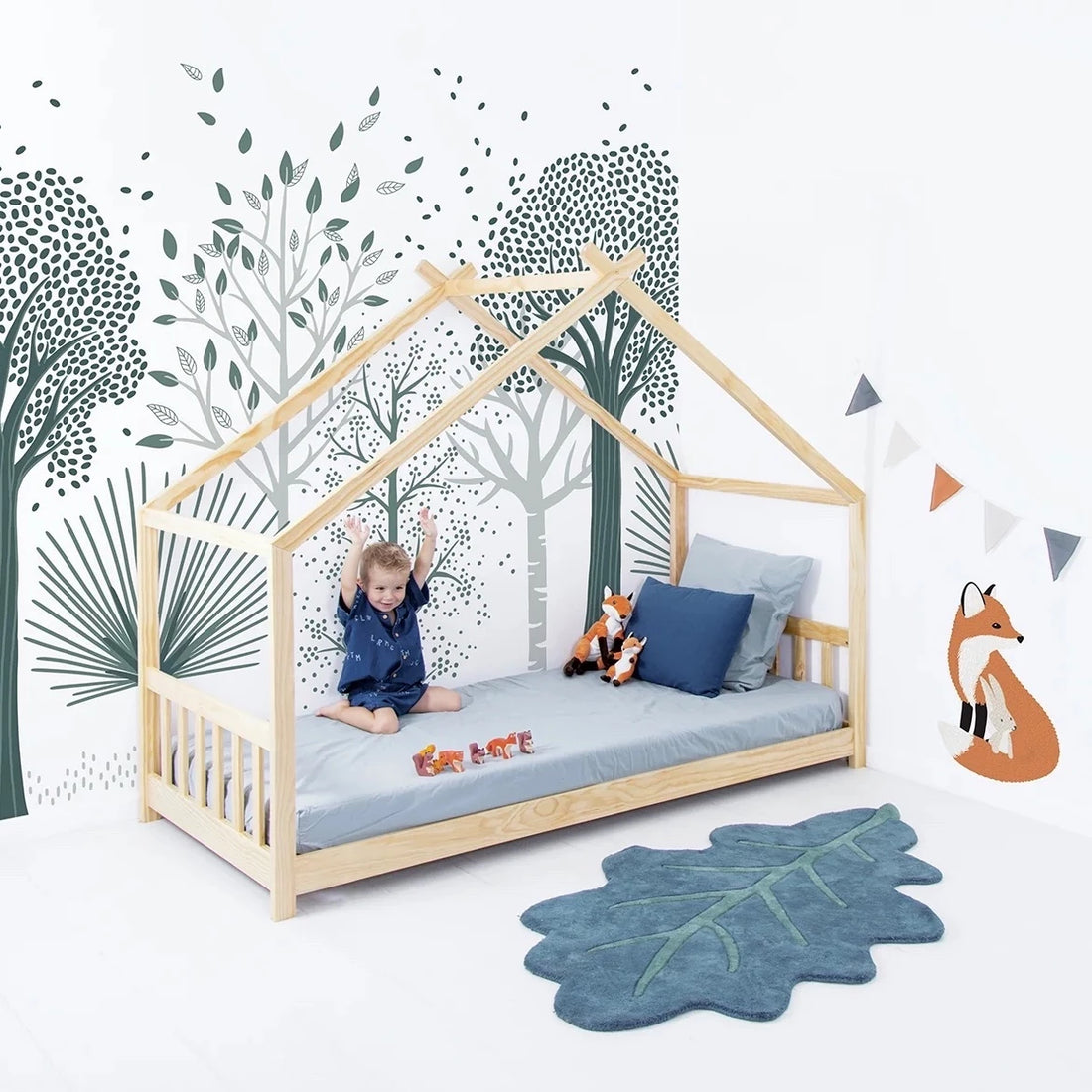 Forest & Foxes