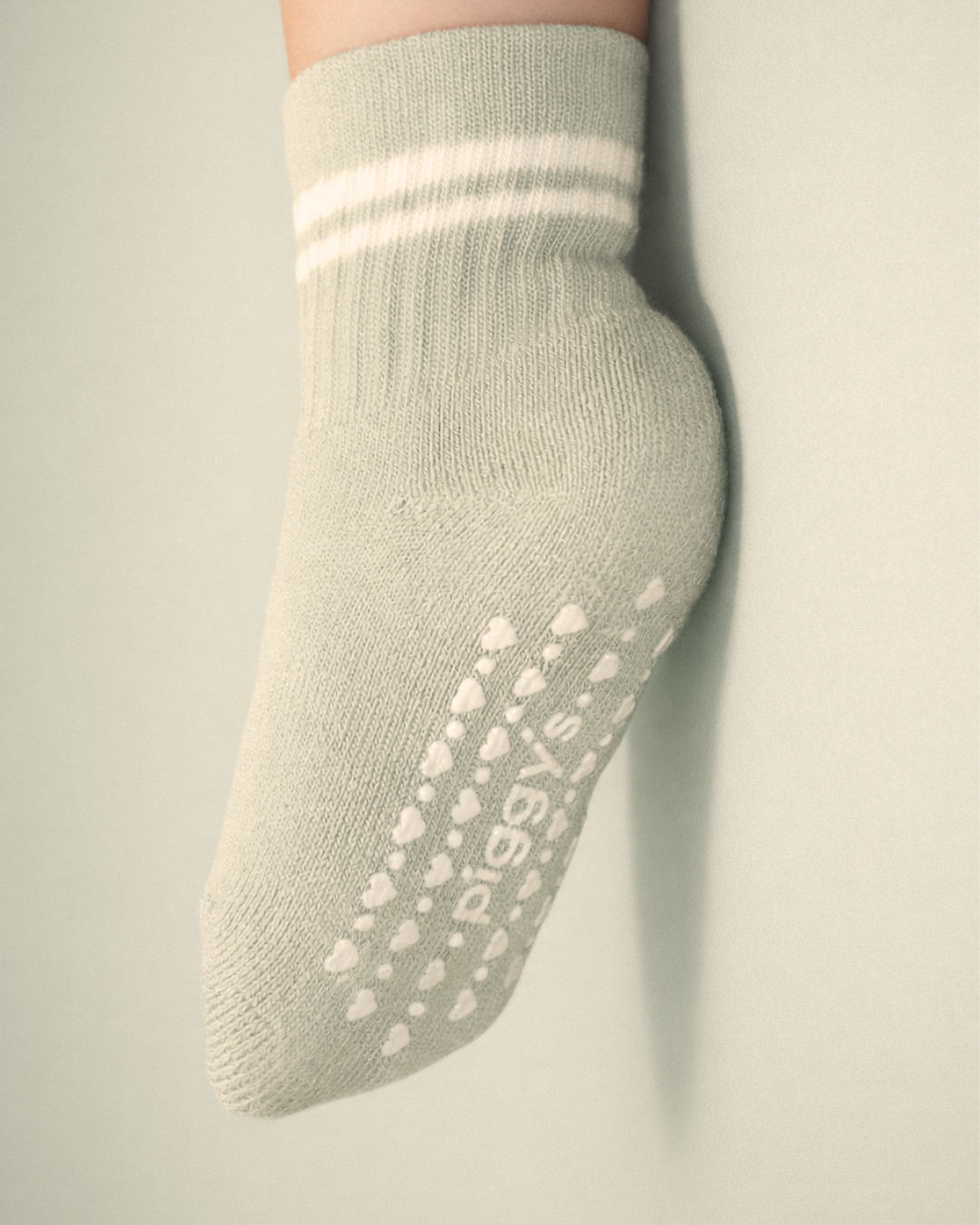 Newborn Gripper Crew Socks 4-pack (0-3 Months) - Vetiver