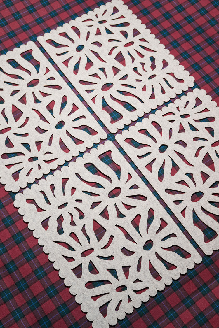 Doily Felt Placemat