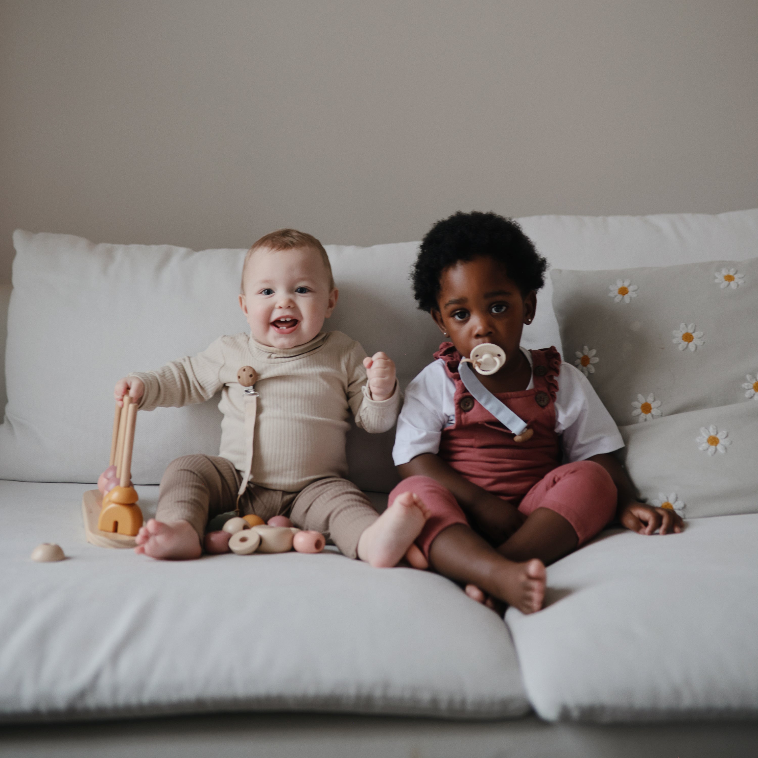 Linen Pacifier Clip 2-pack