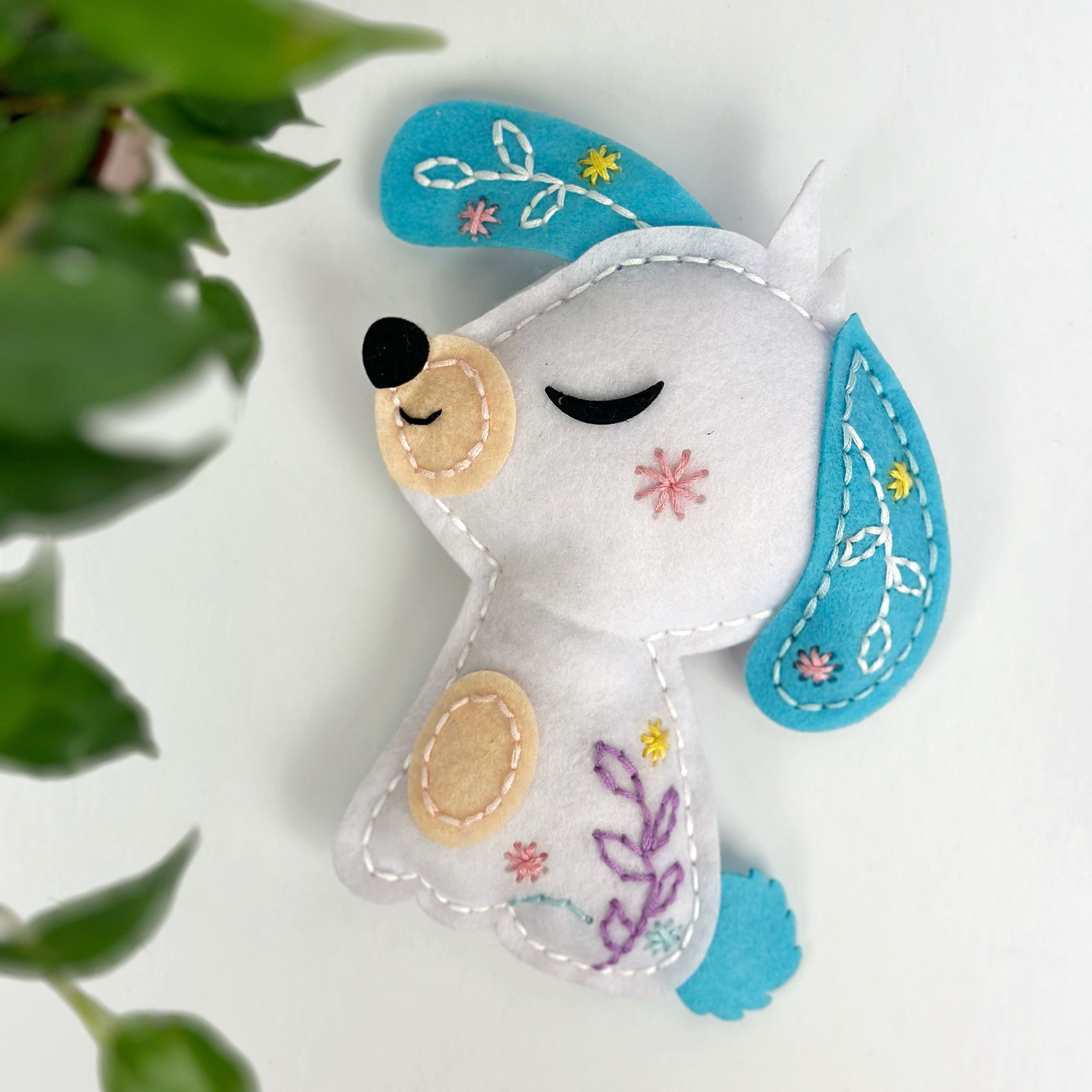 Apli Krapli - Apli Krapli Sewyourself Felt Toy Kit Dog Precut Felt Stuffing Thread & Safe Needle Ages 6+