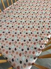 Blossom & Boo (crib Sheet)