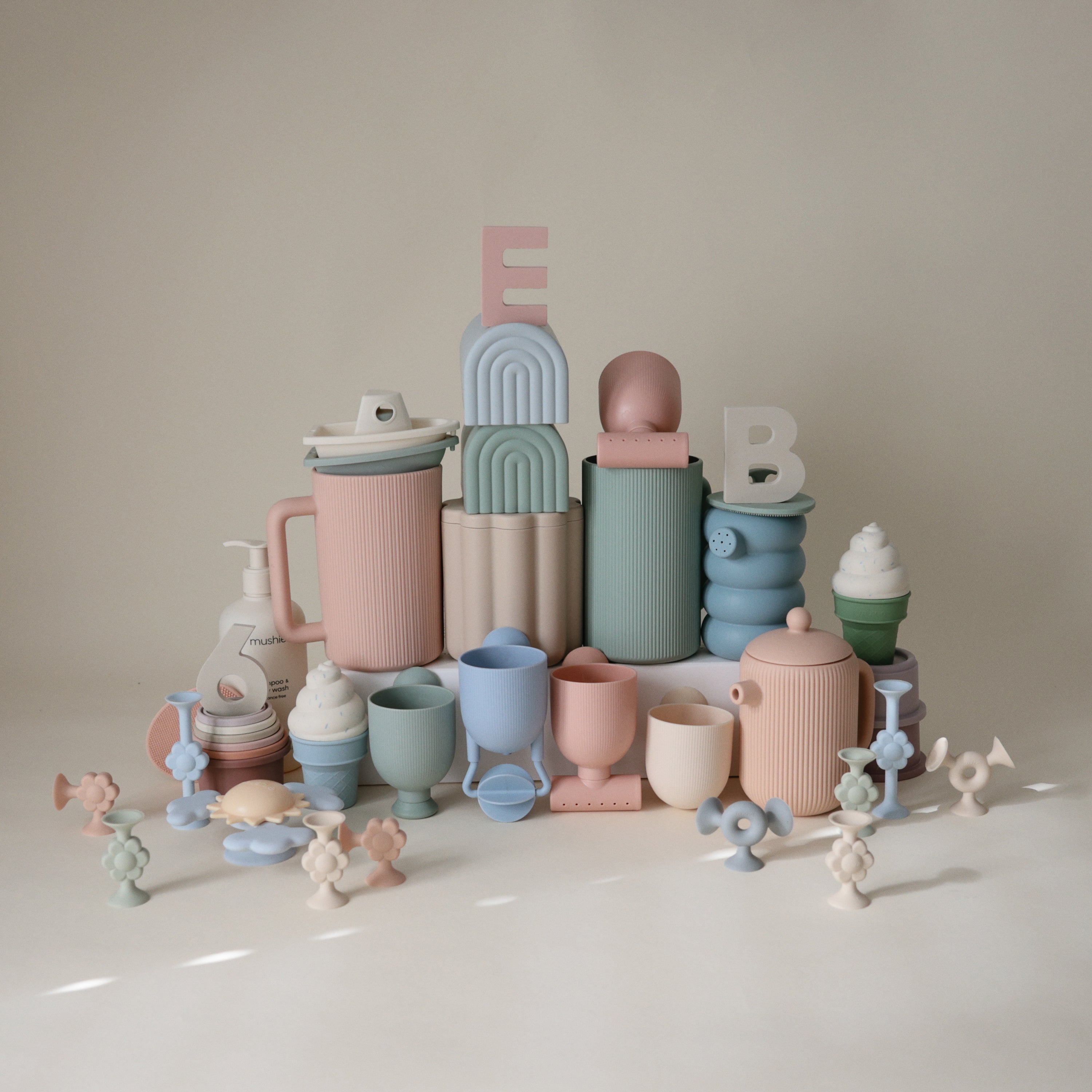 Pour And Play Bath Set